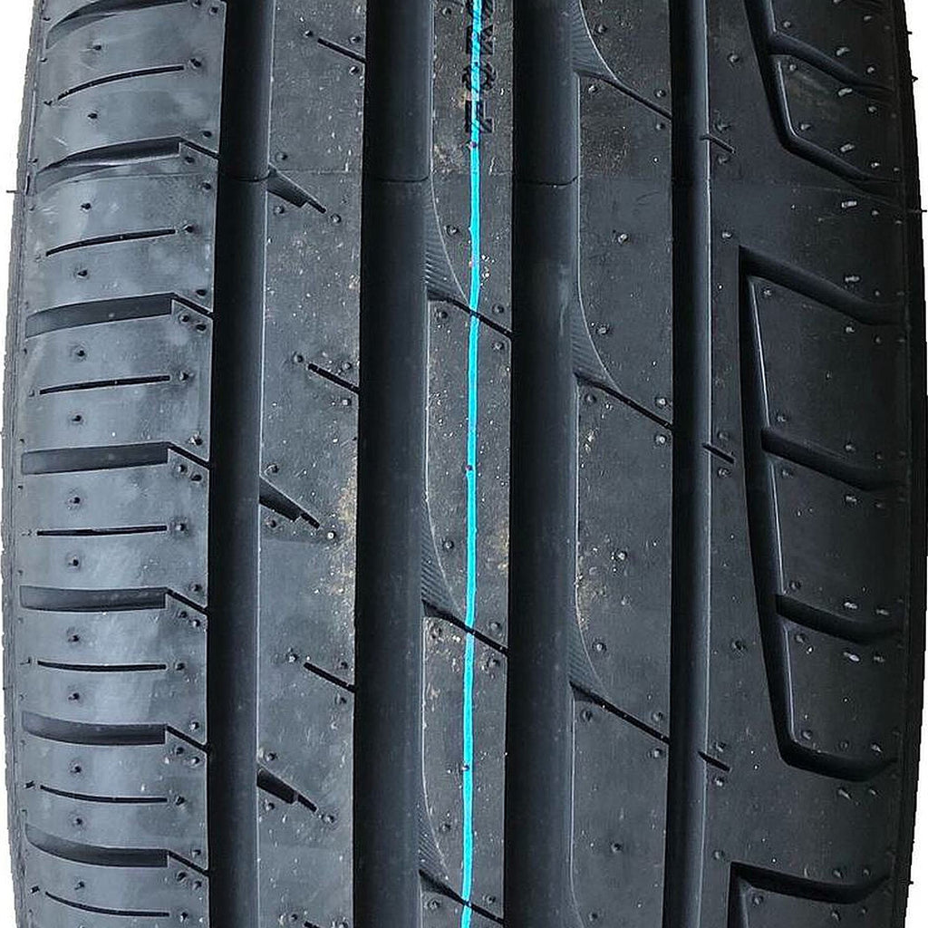 Forceum Octa All Season 225/60R16 102W XL Passenger Tire