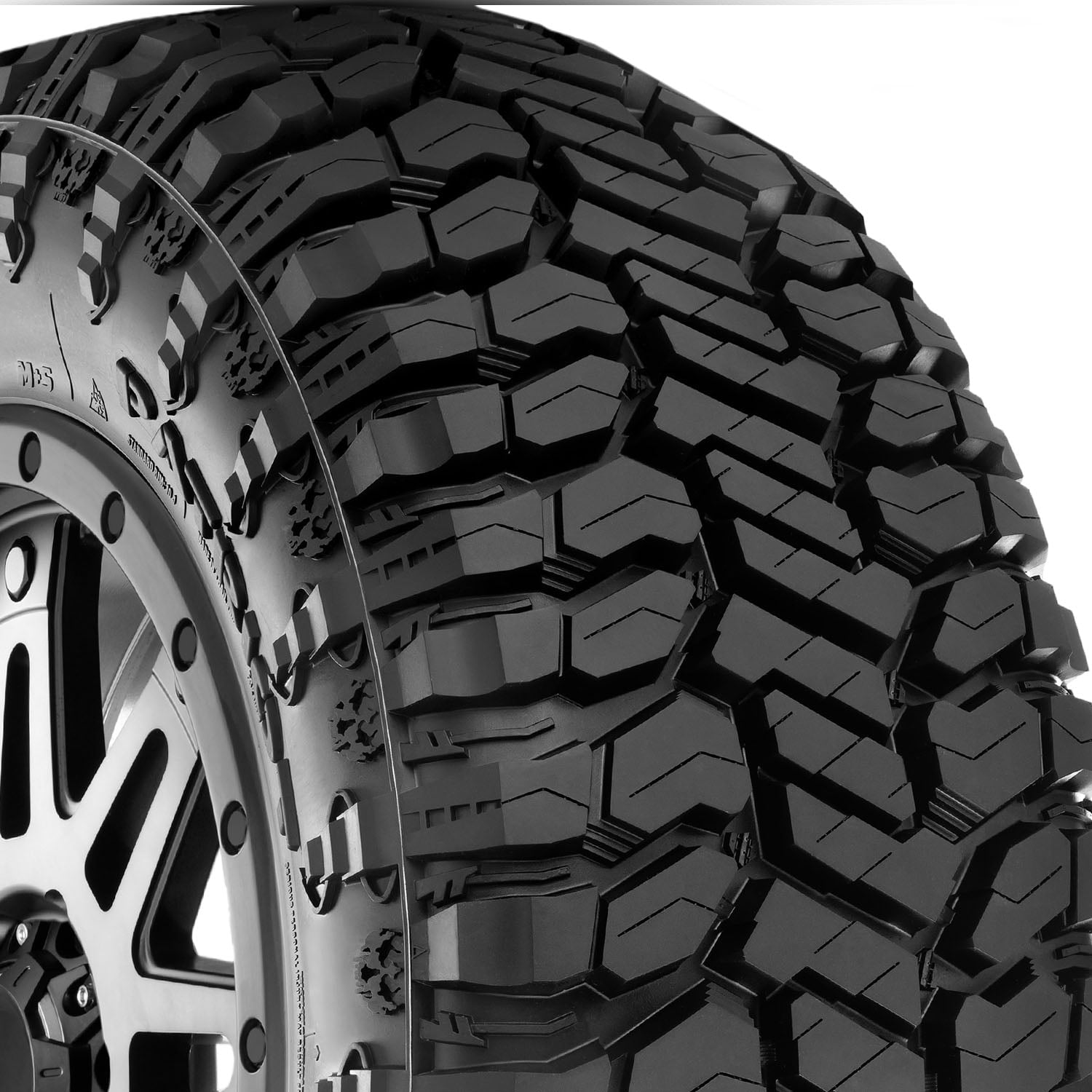 Radar Renegade R/T All Terrain LT33X12.50R24 104Q E Light Truck Tire