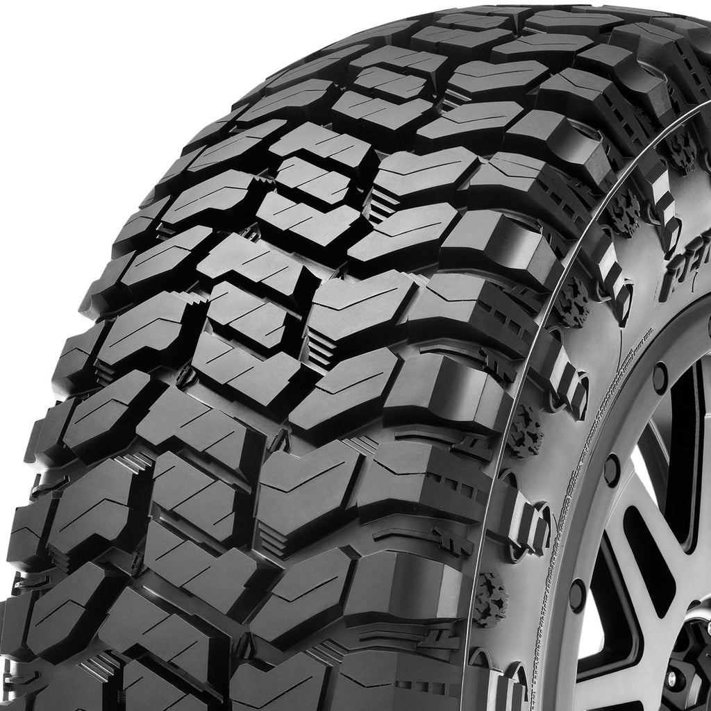 Radar Renegade R/T All Terrain LT33X12.50R24 104Q E Light Truck Tire