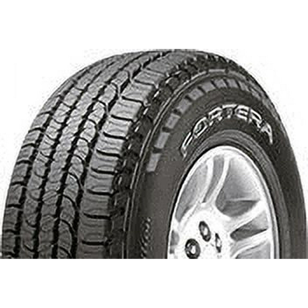 Goodyear Fortera HL 245/65R17 105 T Tire