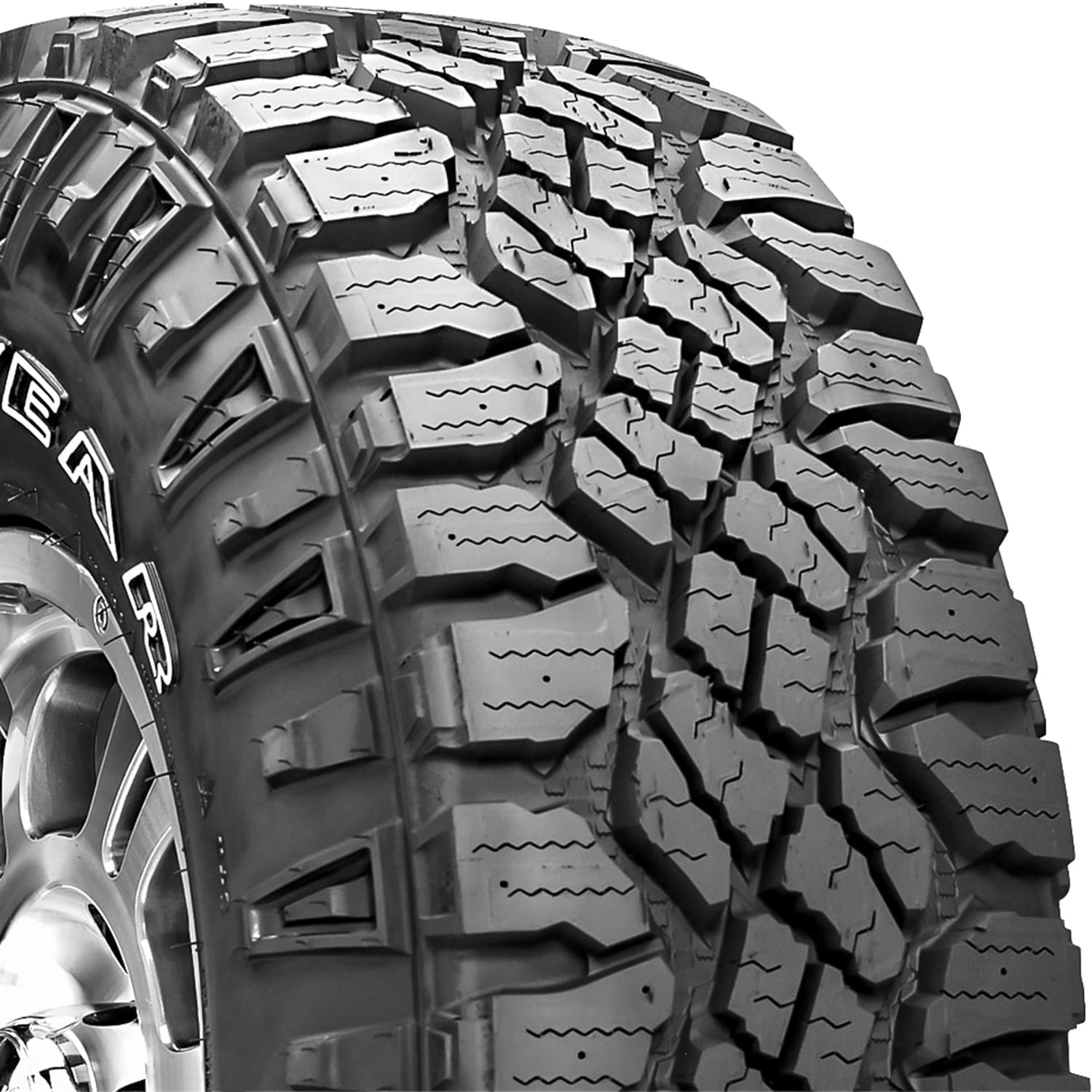 Goodyear Wrangler DuraTrac Studdable Rugged Terrain LT235/75R15 104/101Q C Light Truck Tire