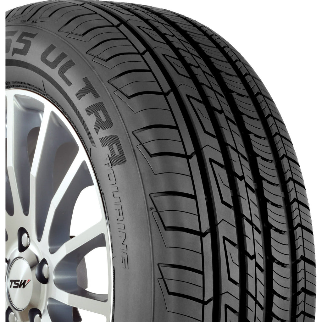 Cooper CS5 Ultra Touring All-Season Tire - 255/60R19 109H