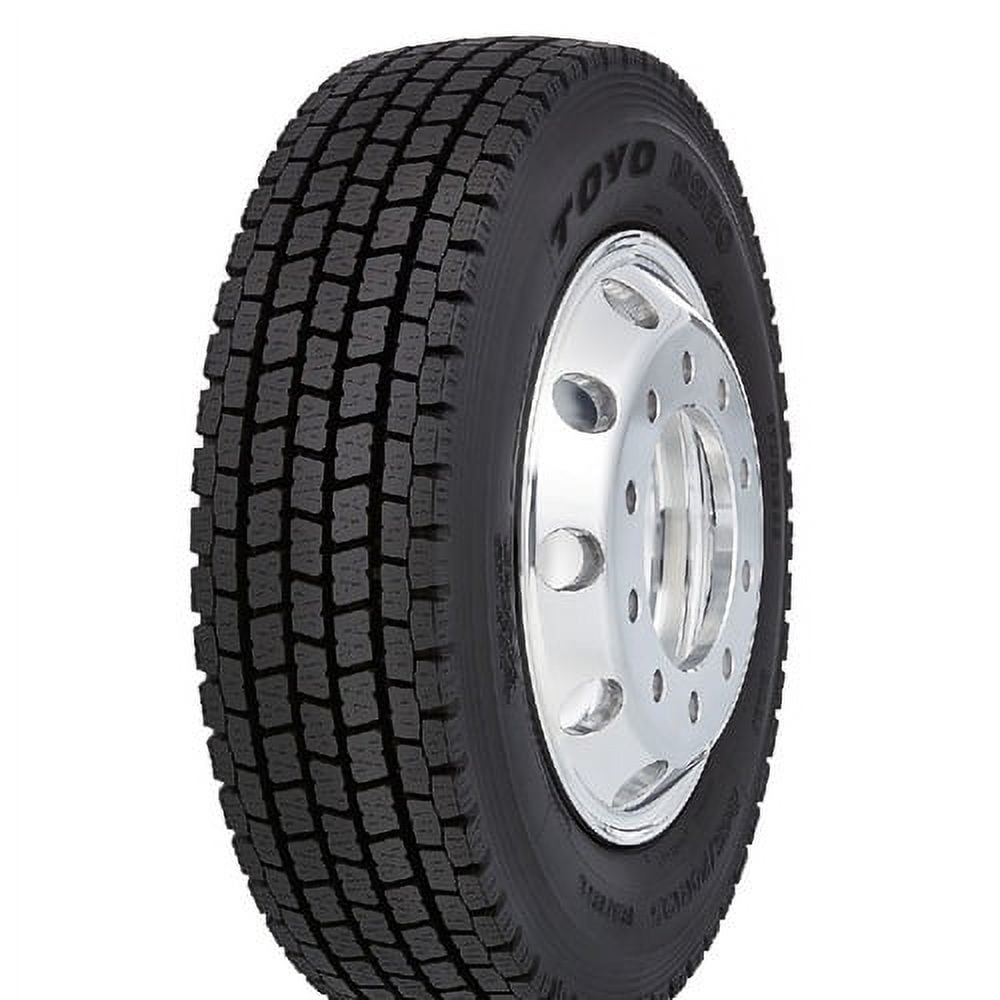 Goodyear Toyo M920 All-Season 11.00-22.5 146 L Tire