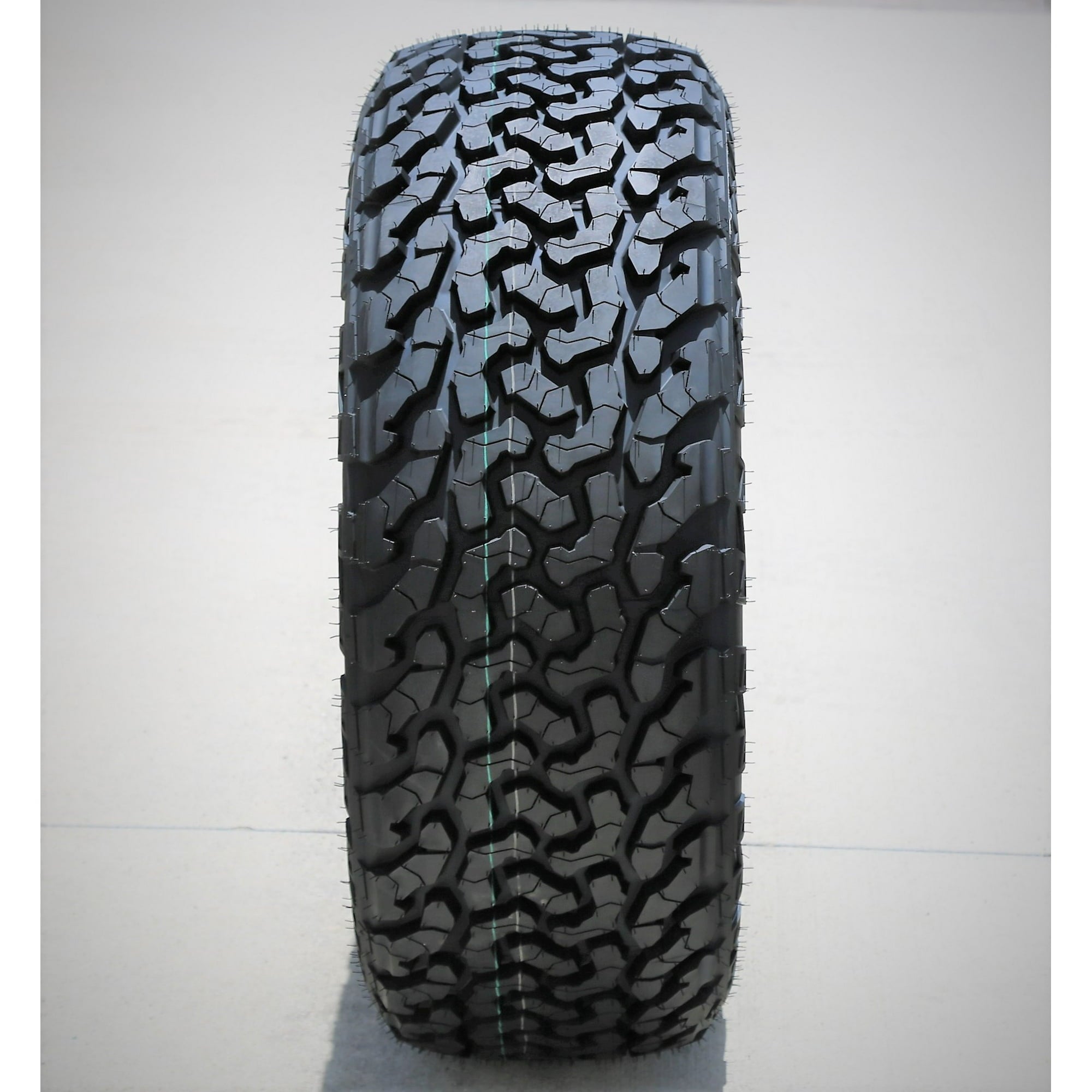 Maxtrek Hill Tracker 245/70R16 111S a/t All Terrain Tire