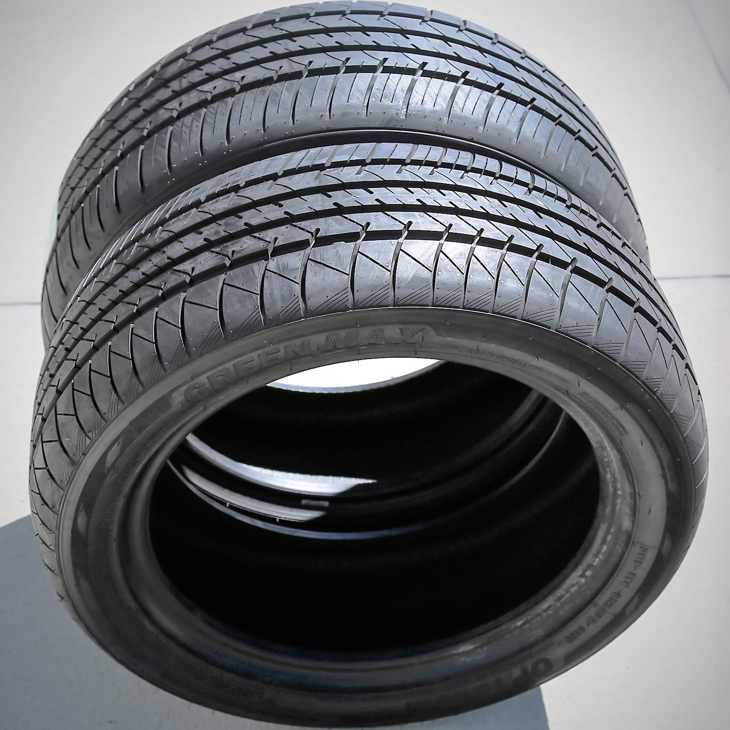 Green Max Optimum UHP 255/45R20 105Y XL High Performance a/s All Season Tire