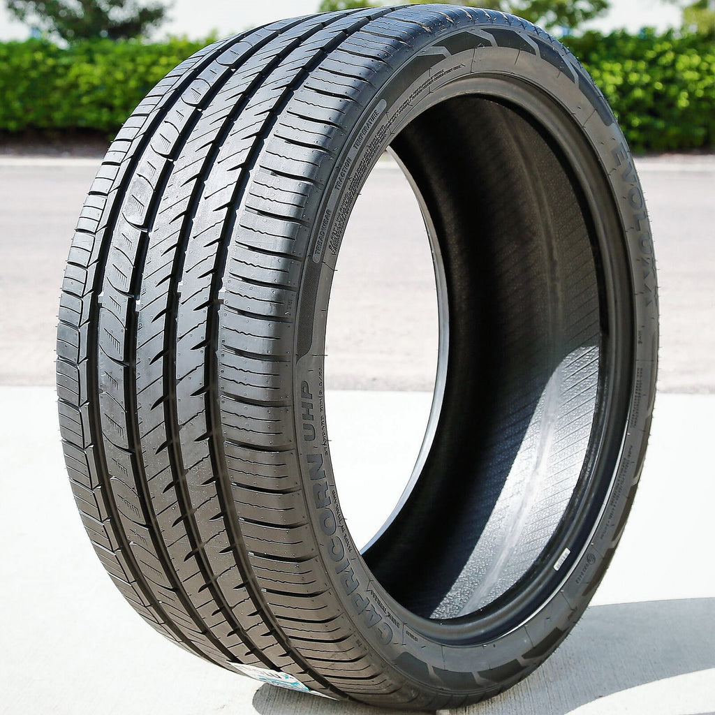 Evoluxx Capricorn UHP UHP 265/35R22 102W XL Passenger Tire