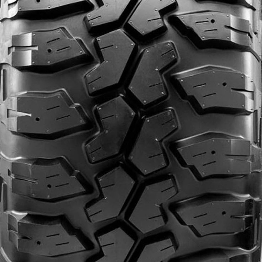 Maxxis MT-762 Bighorn Mud Terrain LT285/70R17 121/118Q D Light Truck Tire