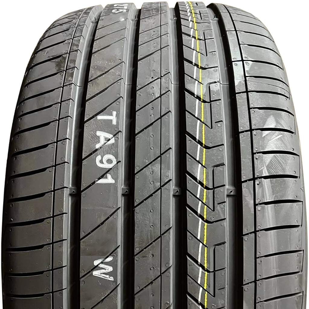 Kumho Tire Kumho Majesty 9 Solus TA91 225/45R17 94W XL High Performance a/s All Season Tire