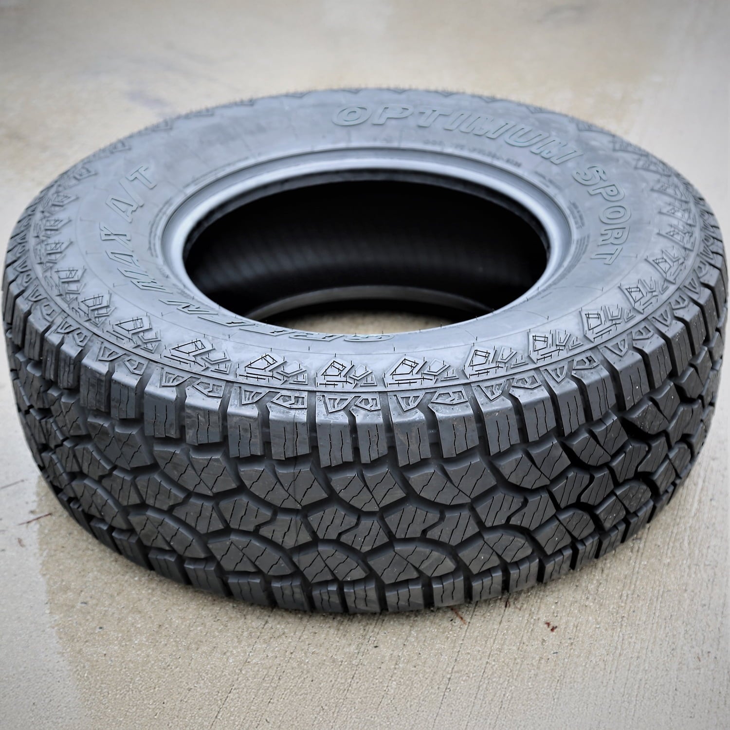 Green Max Optimum Sport A/T 30X9.50R15 104S C 6 Ply All Terrain Light Truck Tire