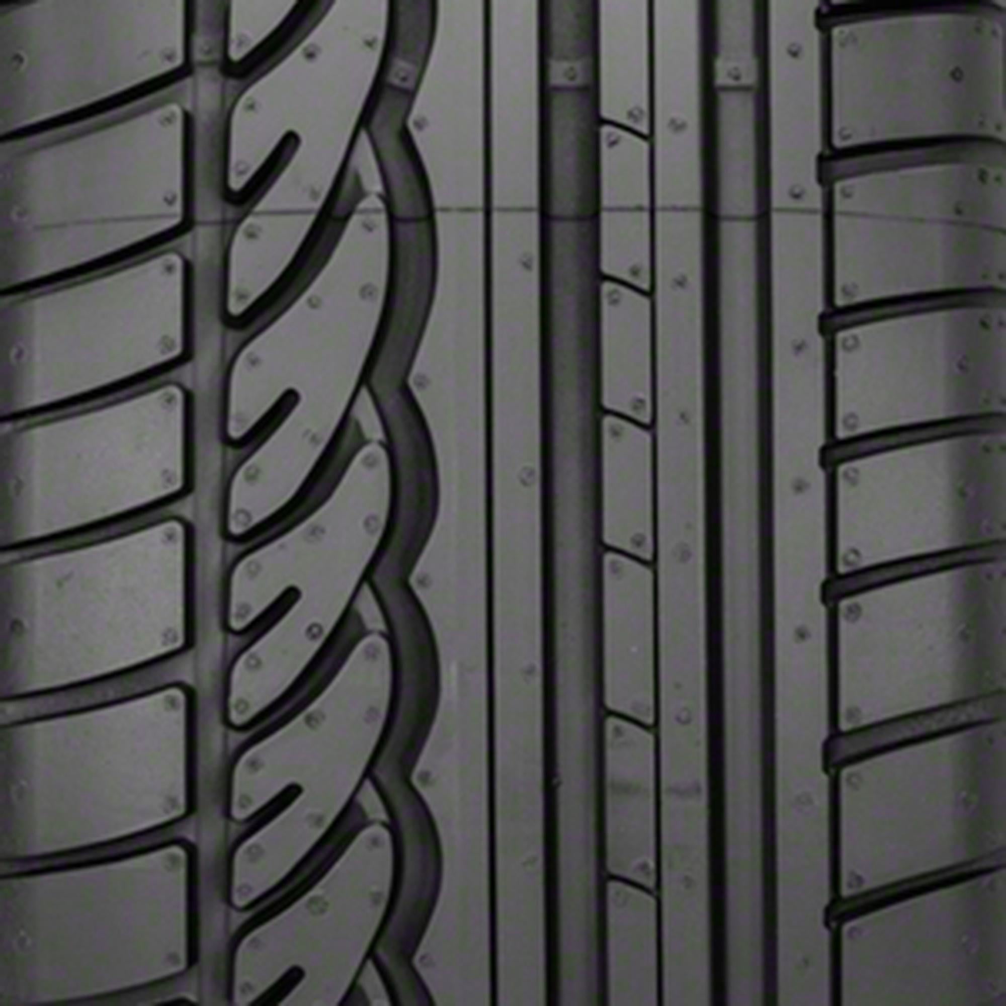 Dunlop SP Sport 01 265/45R21 104 W Tire