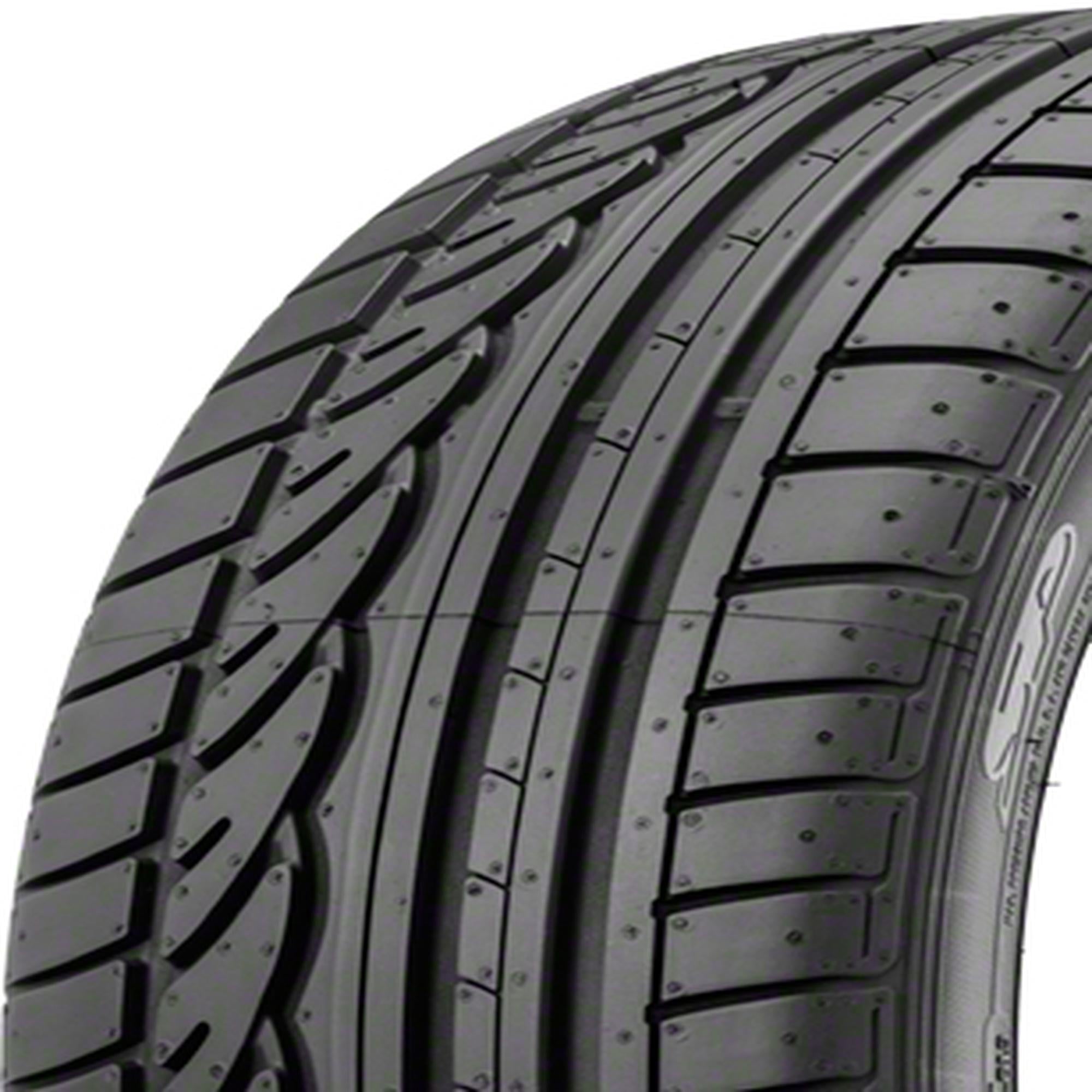 Dunlop SP Sport 01 265/45R21 104 W Tire