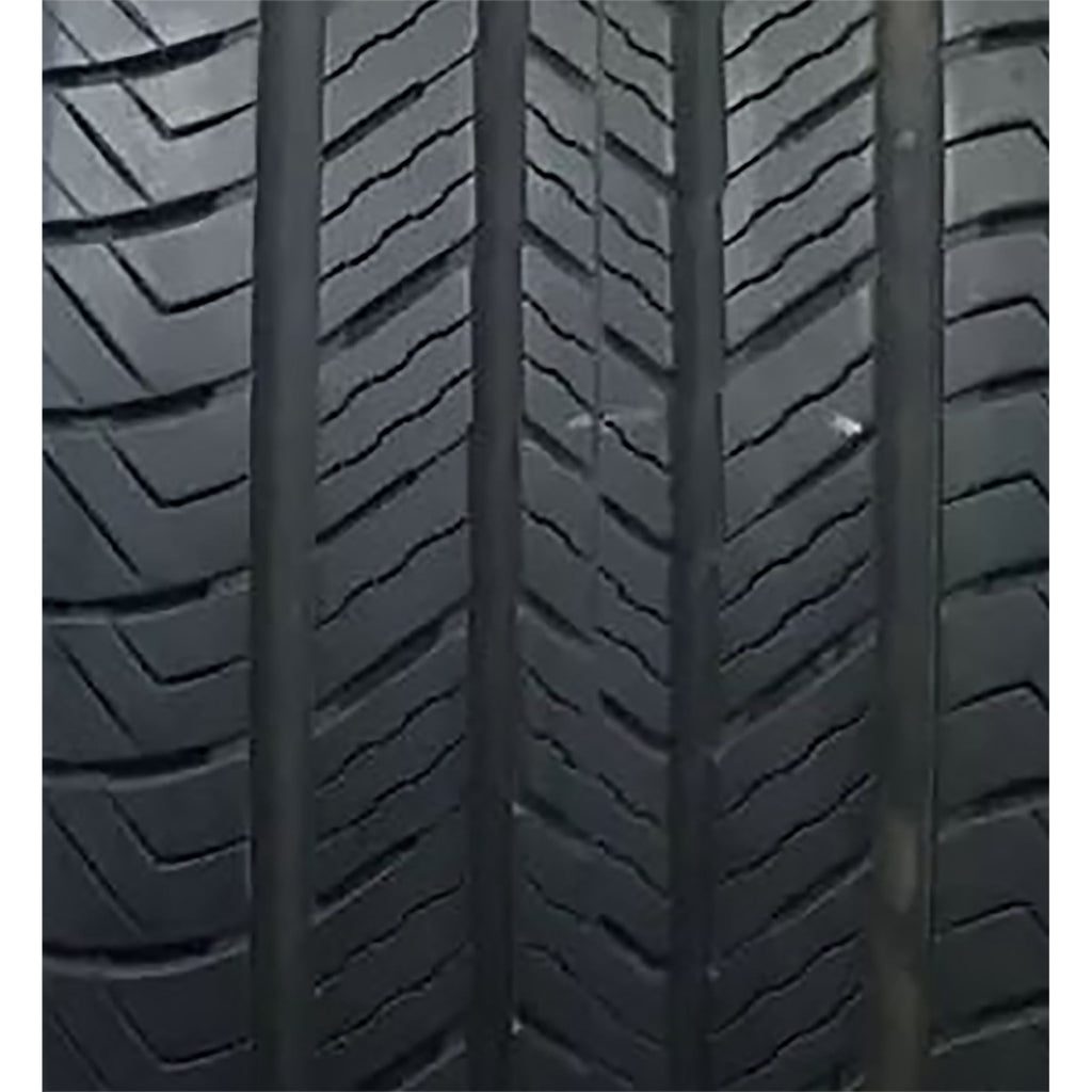 Goodtrip GS-07 H/T 225/60R18 104H XL Light Truck Tire