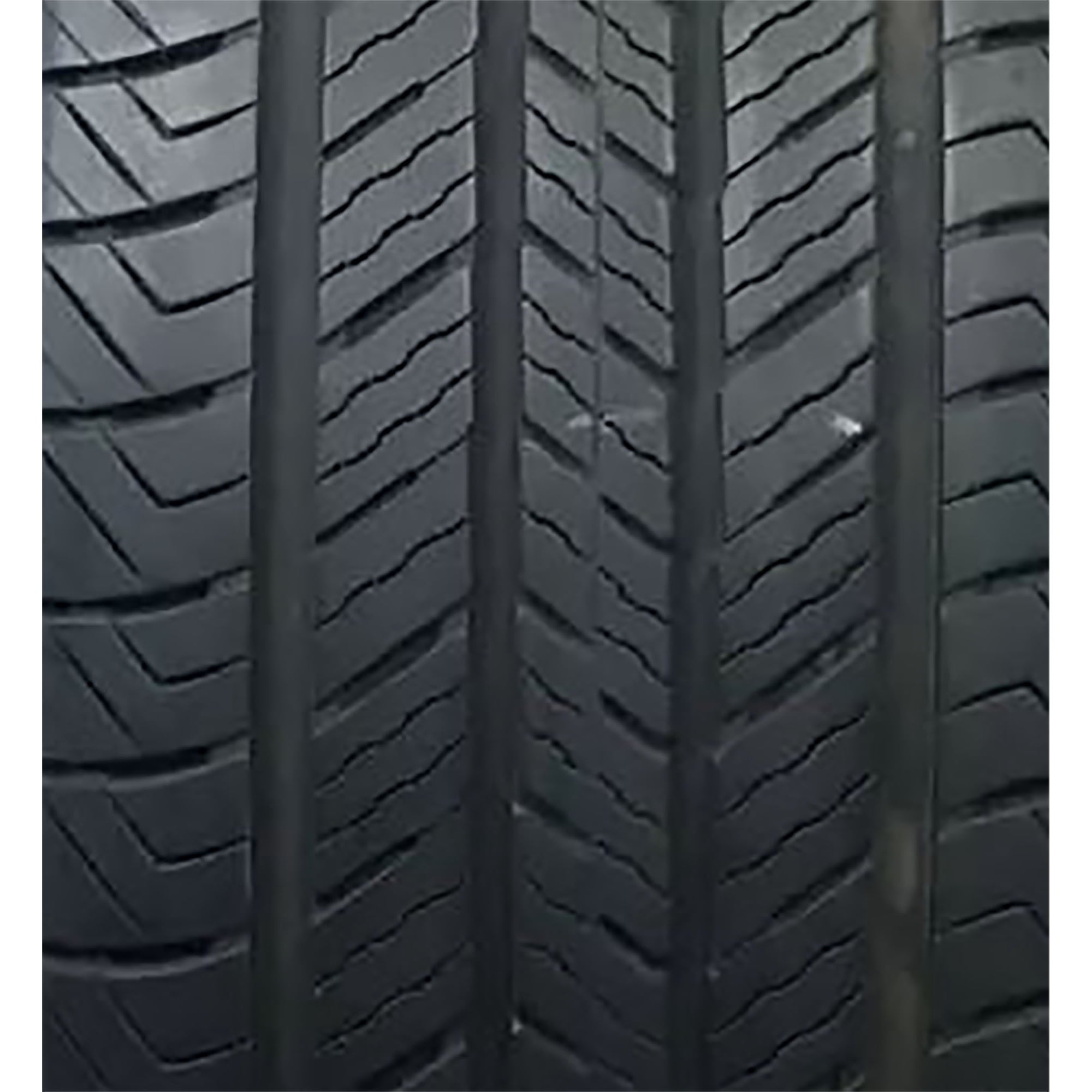 Goodtrip GS-07 H/T 225/60R18 104H XL Light Truck Tire
