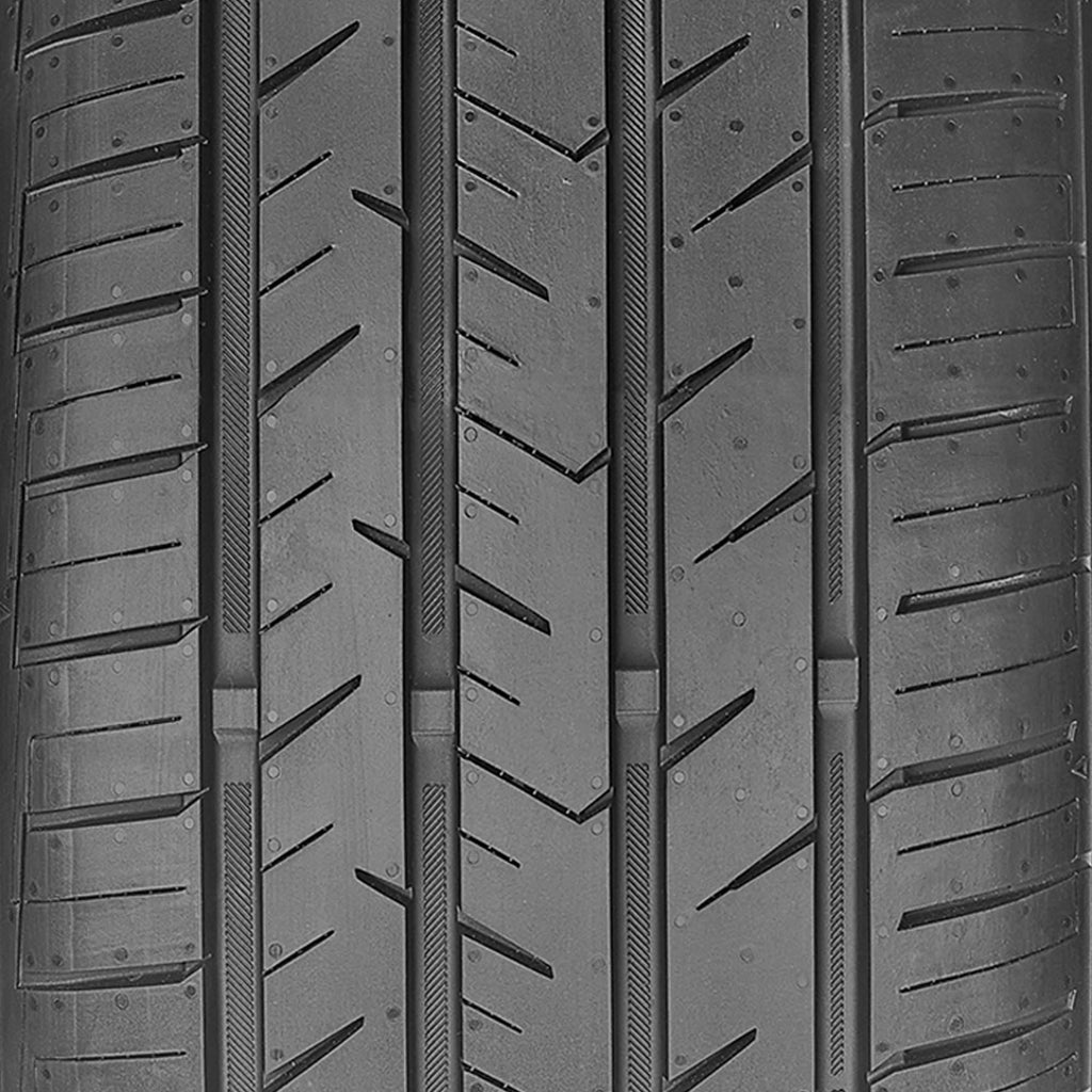 Travelstar Ecosport GT UHP All Season 245/40ZR20 99W XL Passenger Tire