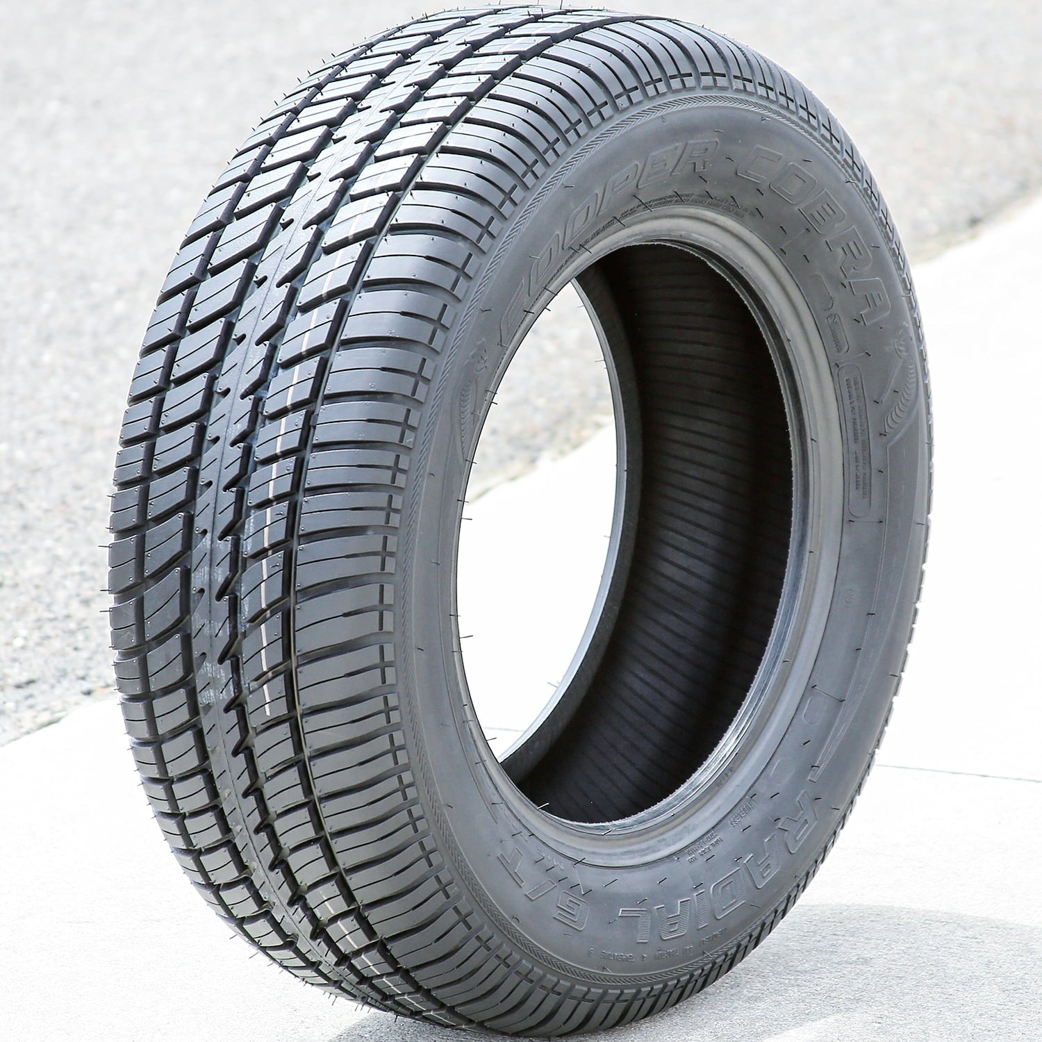 Cooper Cobra Radial G/T 225/70R14 98T a/s All Season Tire