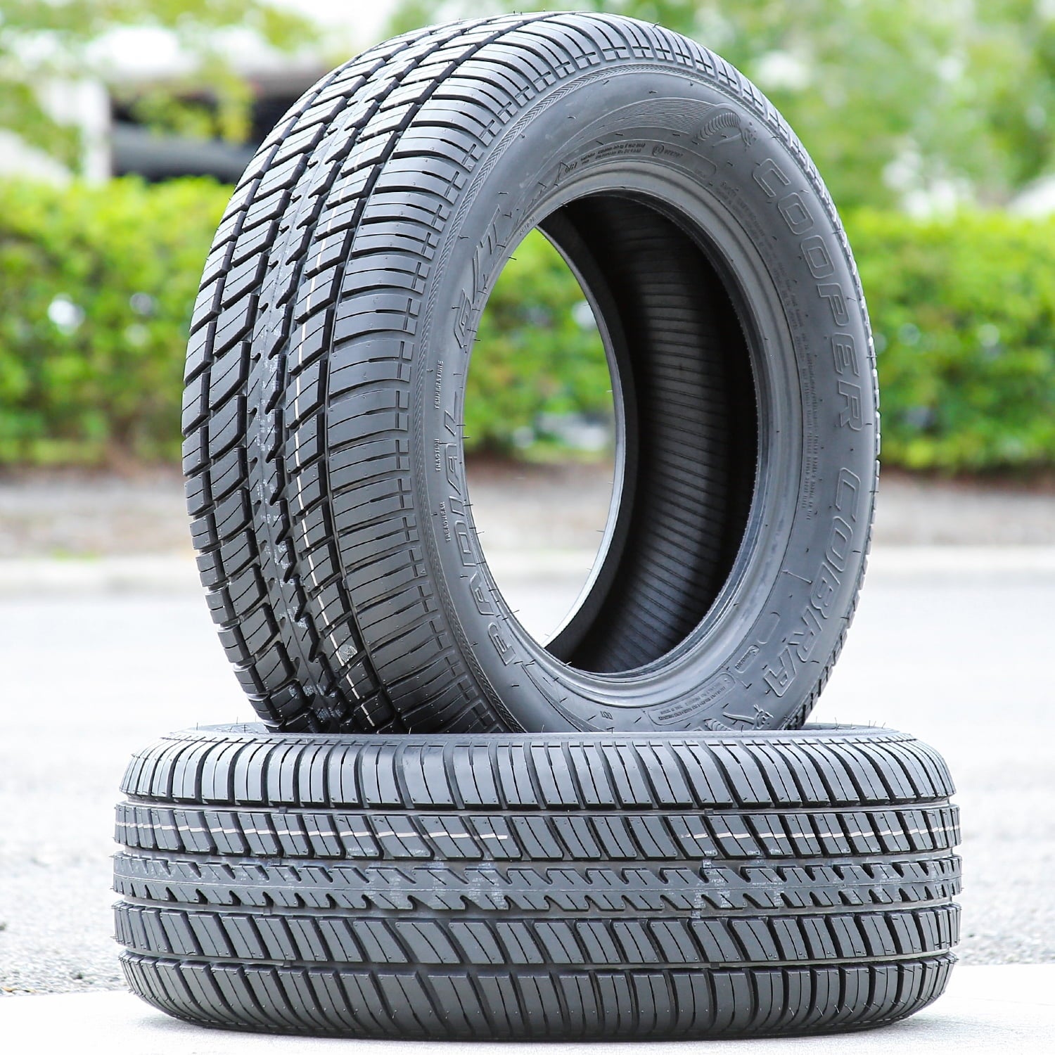 Cooper Cobra Radial G/T 225/70R14 98T a/s All Season Tire
