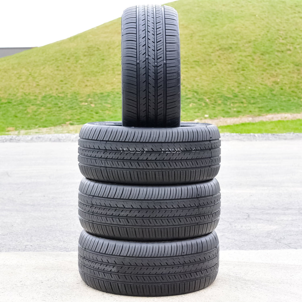 Atlas Tire Atlas Force UHP 235/40R18XL 95Y BSW Fits: 2012-18 Ford Focus Titanium, 2017-23 Honda Civic Sport Touring