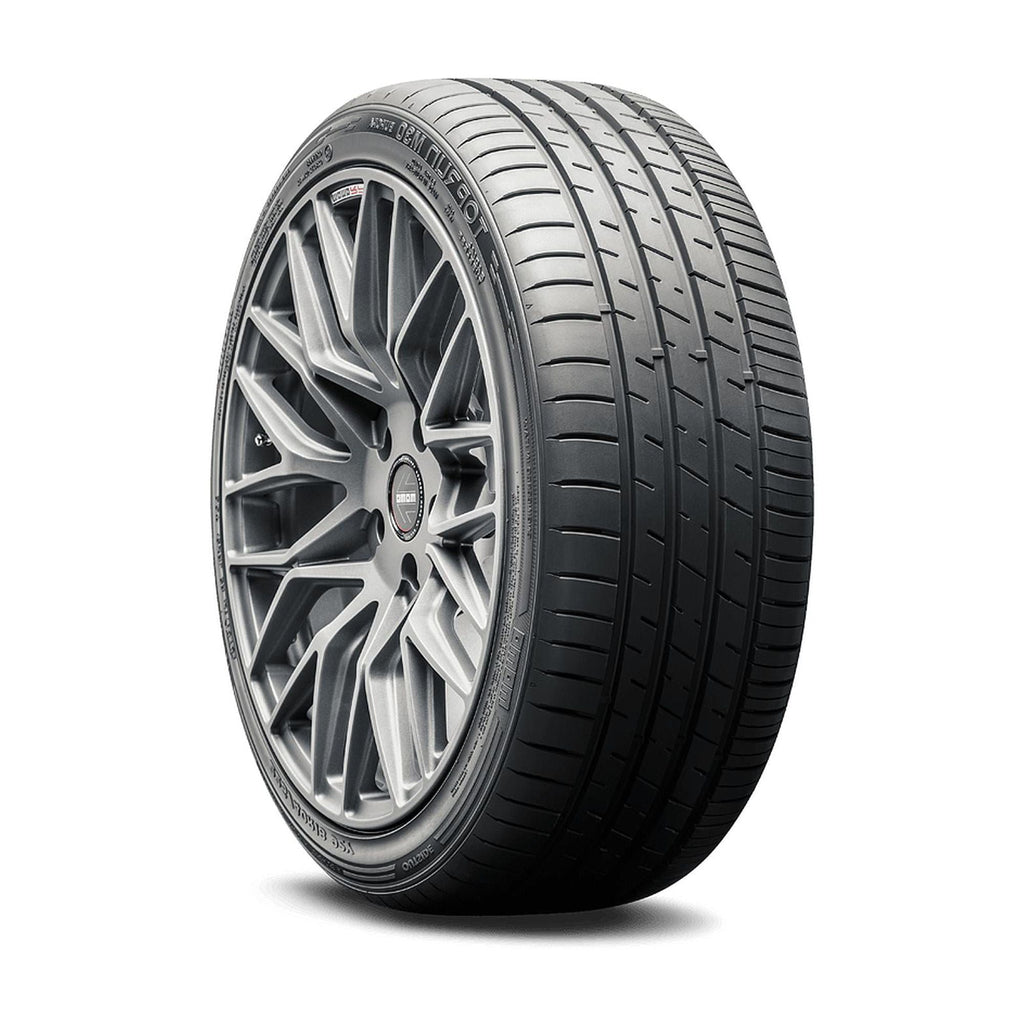 Momo Toprun M30 Europa UHP Summer 265/40R21 105Y XL Passenger Tire
