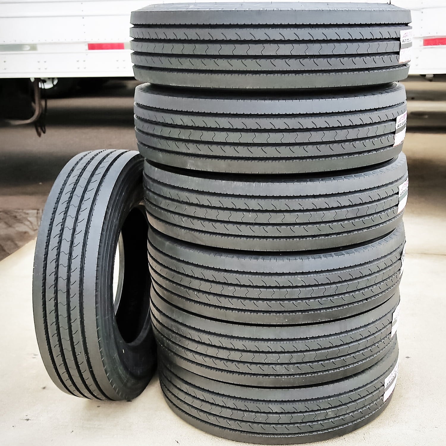 Arroyo Tires Arroyo AR1000 255/70R22.5 140/137M H Commercial Tire