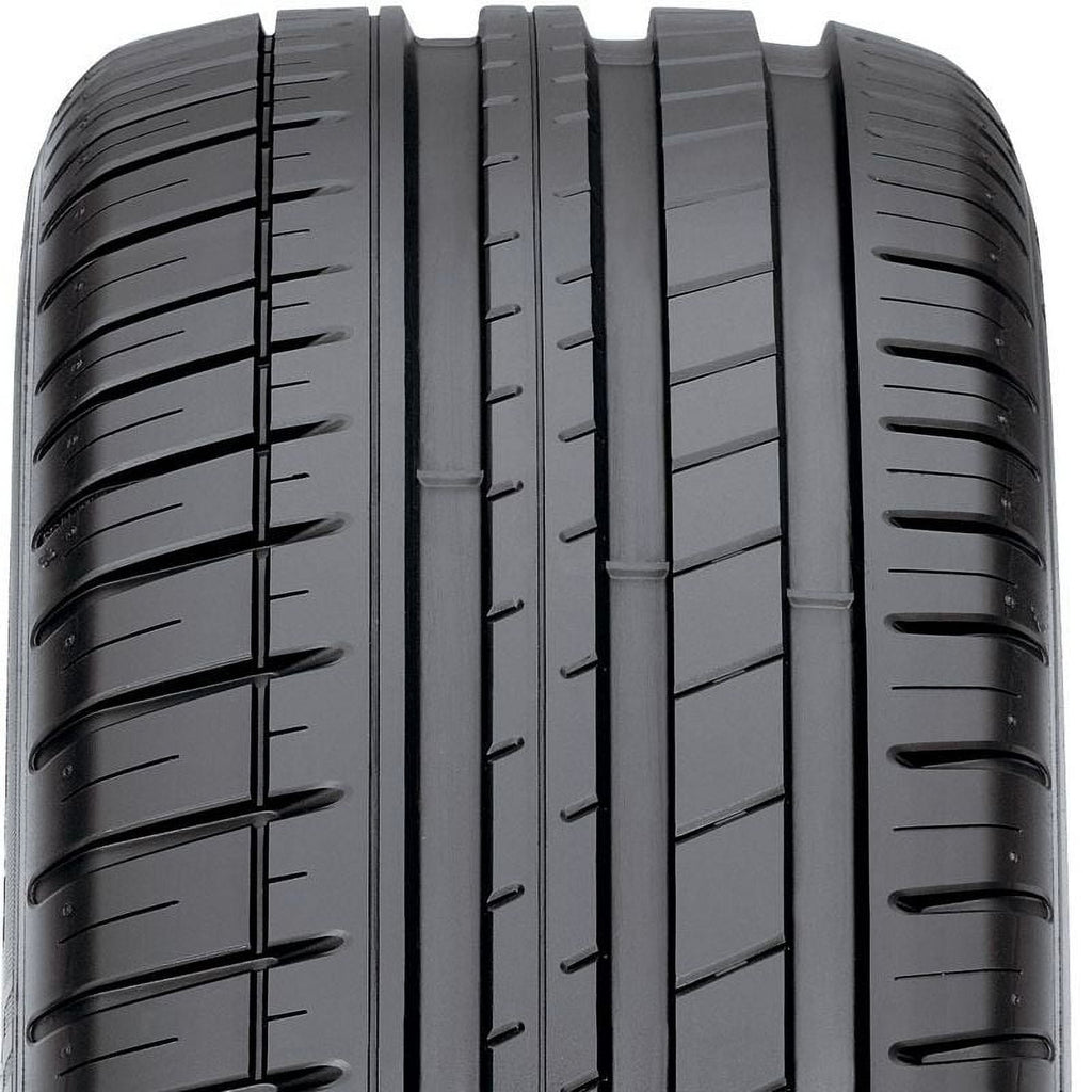 Michelin Pilot Sport 3 Summer 245/35ZR20/XL 95Y Tire Fits: 2017-19 Mercedes-Benz E300 4Matic, 2010-16 BMW 528i Base