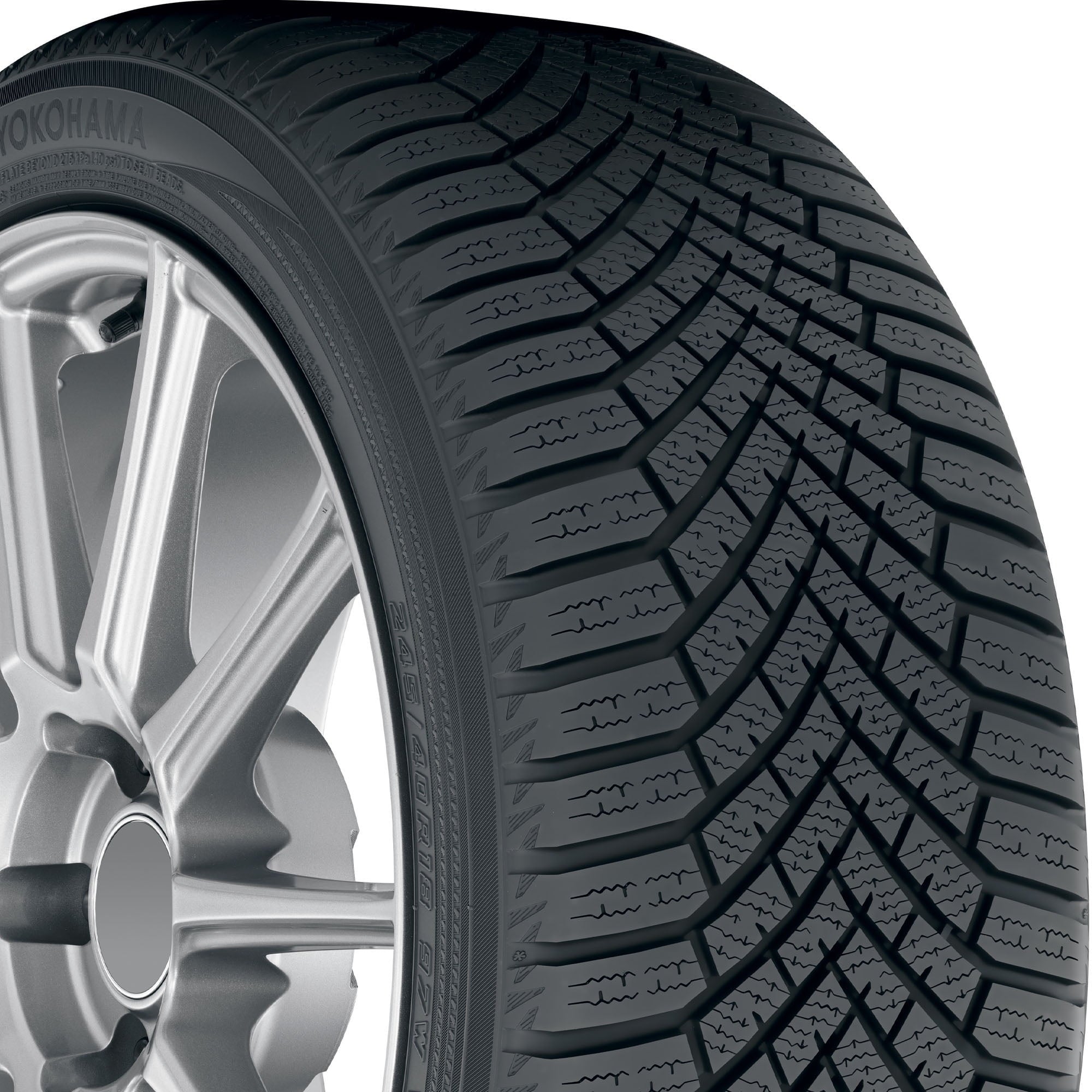 Yokohama BluEarth Winter V906 Winter 225/45R18 95V XL Passenger Tire