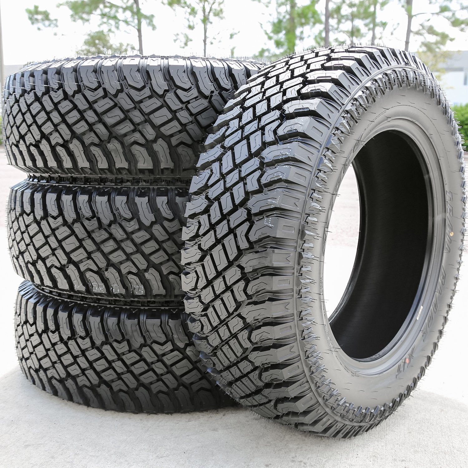 Atturo Trail Blade X/T LT325/45R24 120S E Tire