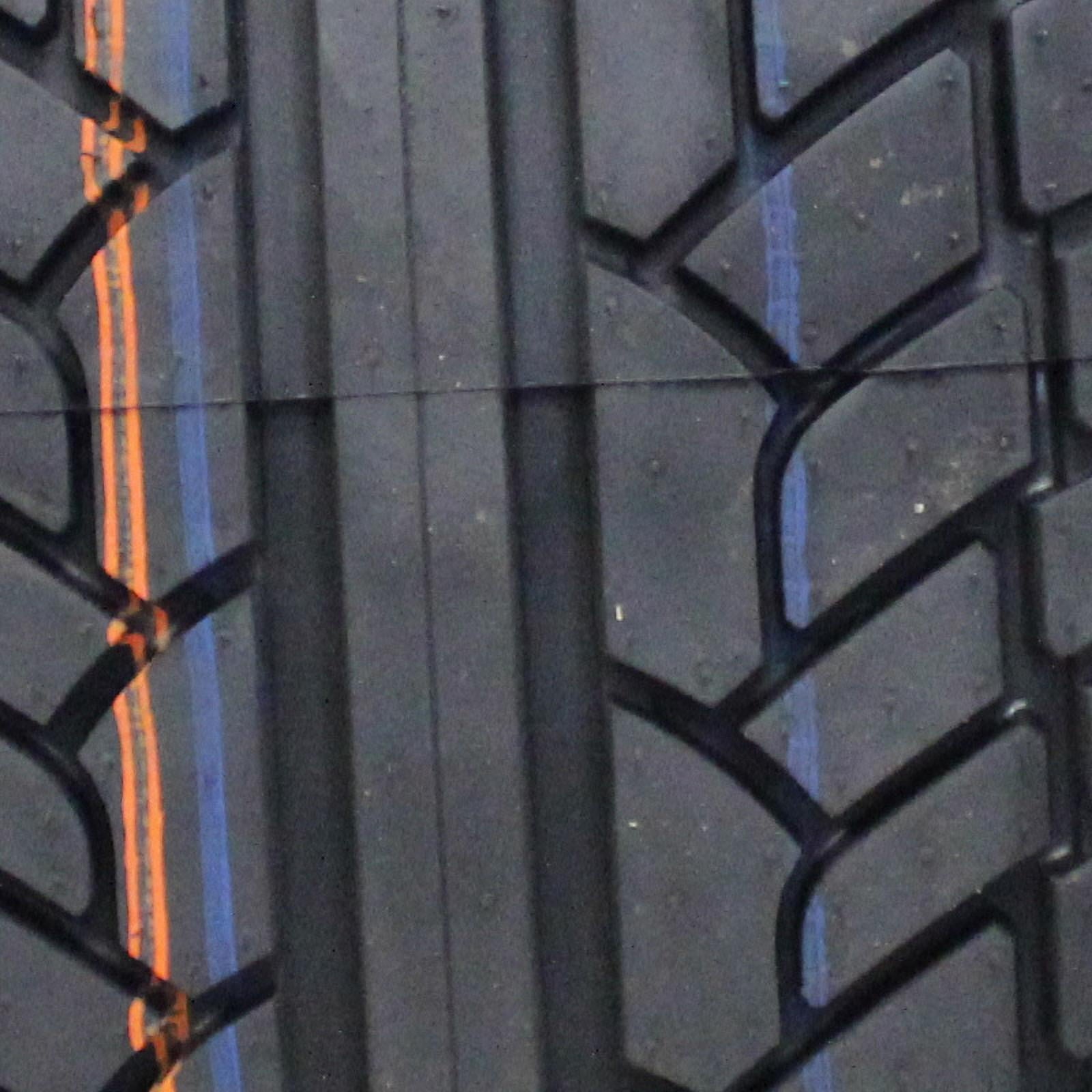 Achilles Desert Hawk UHP UHP Summer 305/40R22 114V XL Passenger Tire