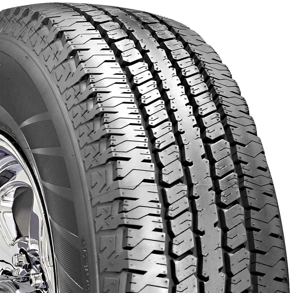 Hankook Dynapro AT (RF08) All Terrain P235/75R17 108S Light Truck Tire