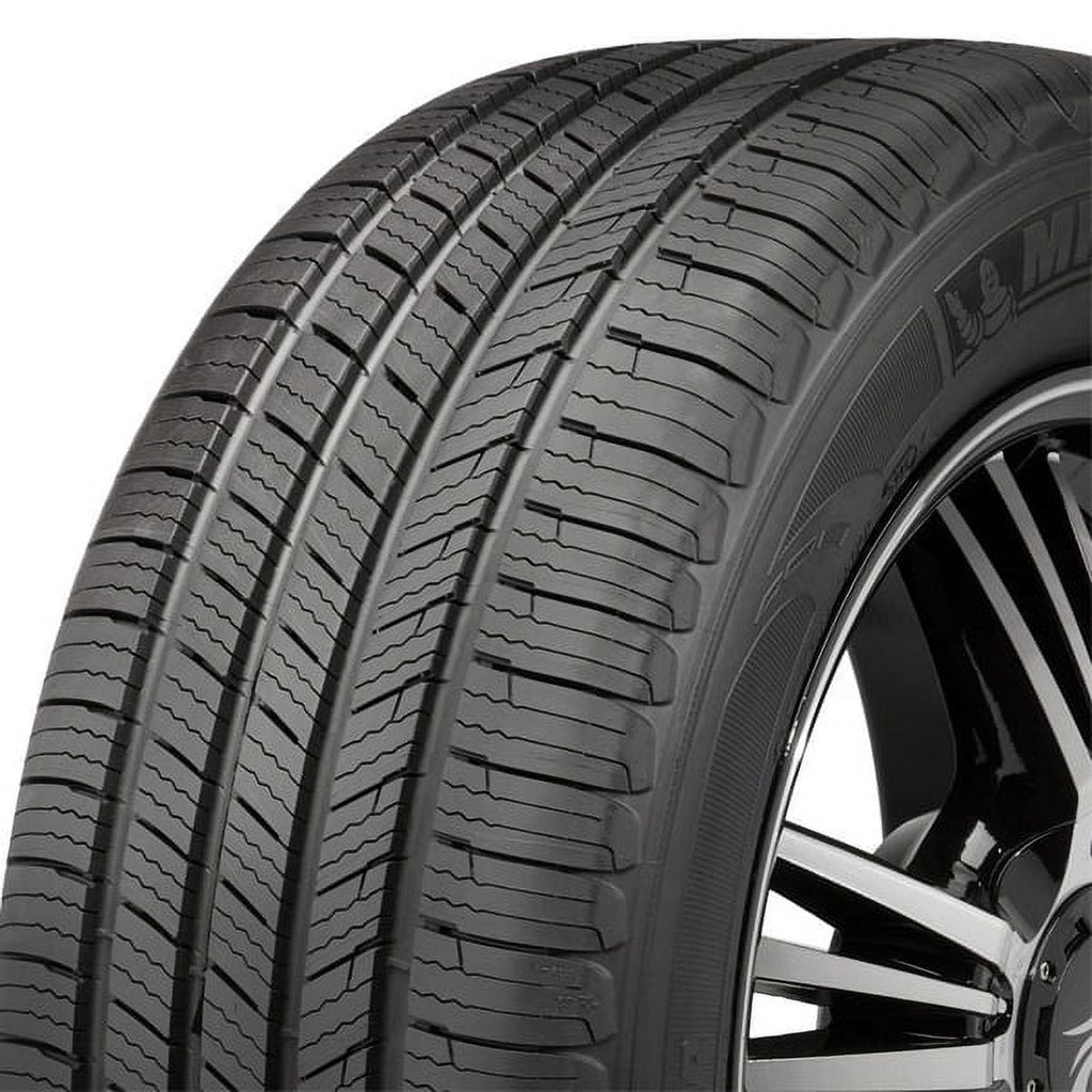 Michelin Defender LTX M/S All-Season 255/60R19 109H Tire