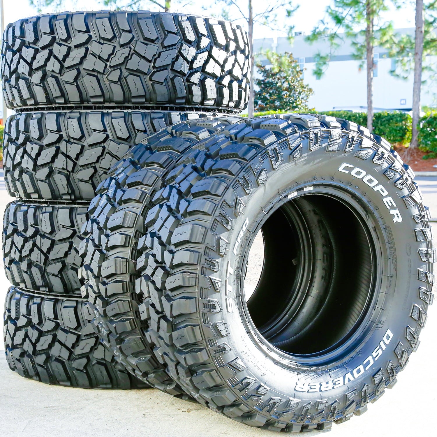 Cooper Tires Cooper Discoverer STT Pro All-Season 32X11.50R15LT 113Q Tire