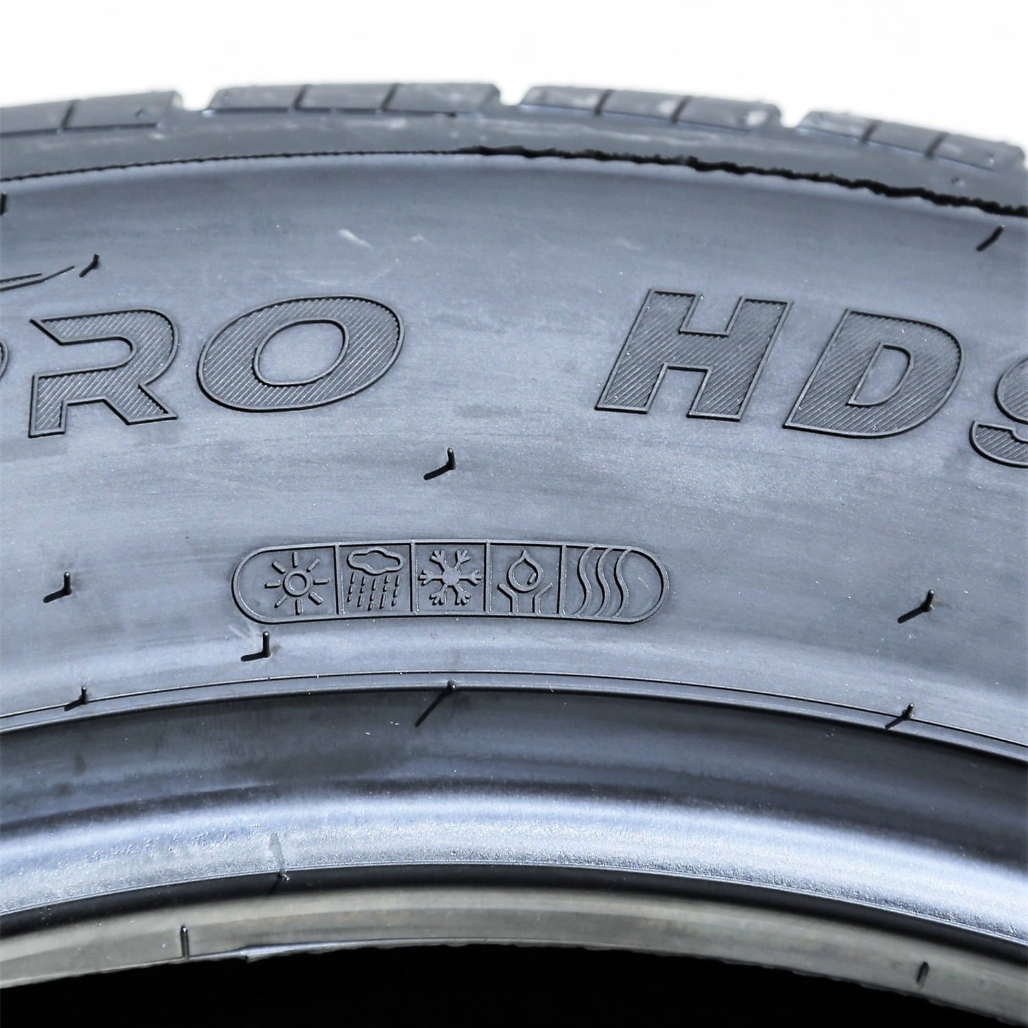 Tire Haida HD937 255/45ZR20 255/45R20 105W XL High Performance