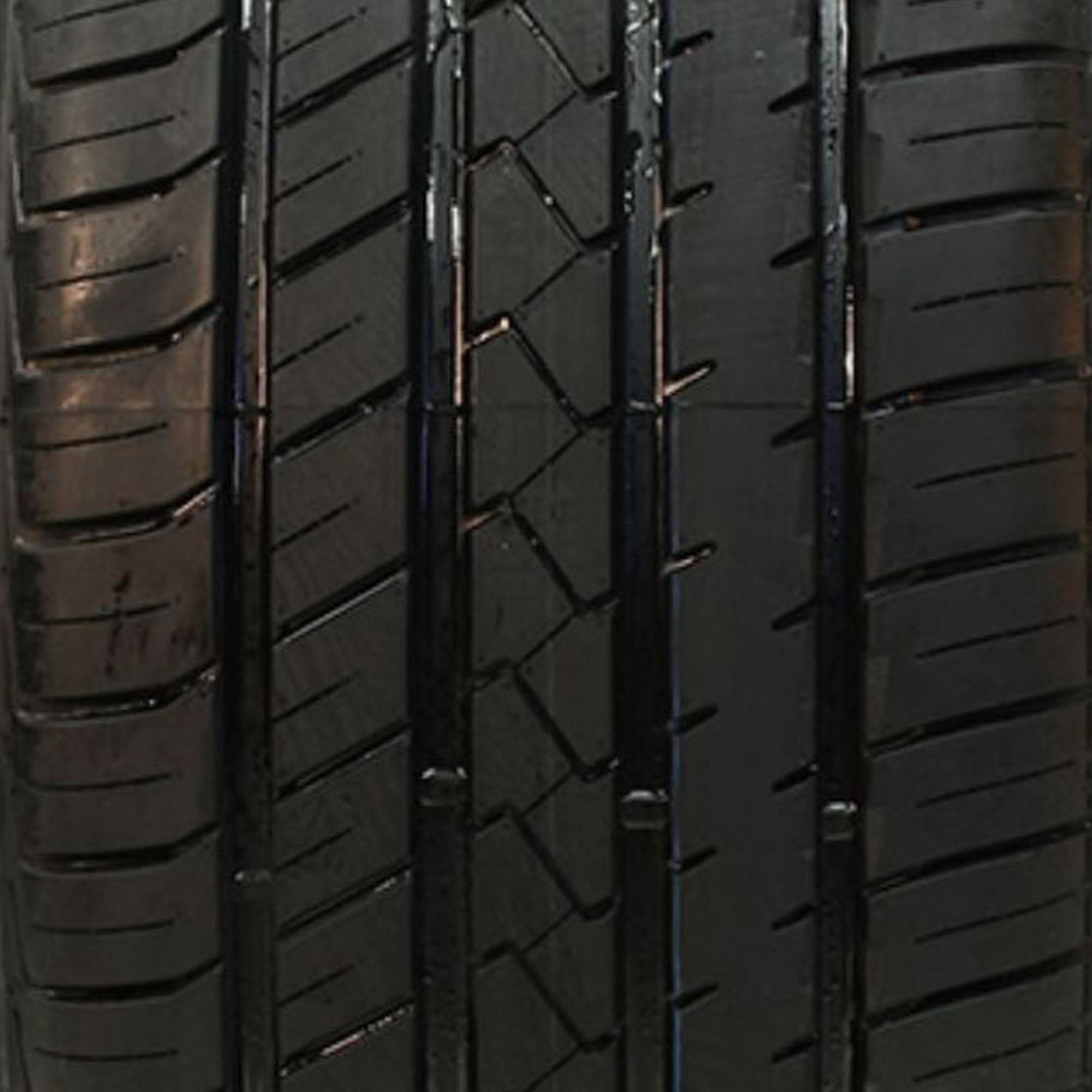 Lionhart LH-Five UHP All Season 255/40ZR18 99W XL Passenger Tire