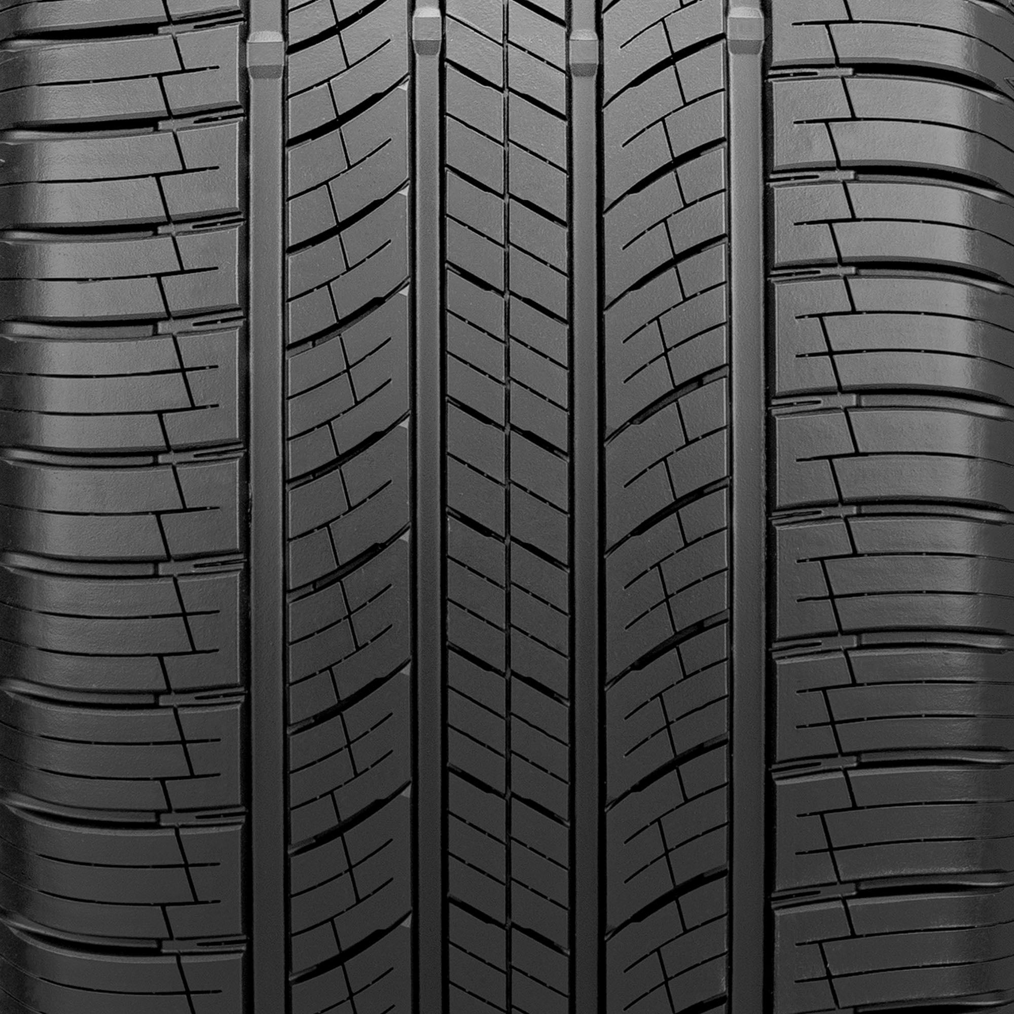 Nexen Roadian GTX All Season 215/70R16 100H Passenger Tire