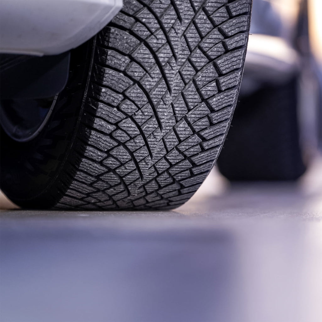 Nokian Hakkapeliitta R5 SUV Winter 275/45R21 110T XL SUV/Crossover Tire