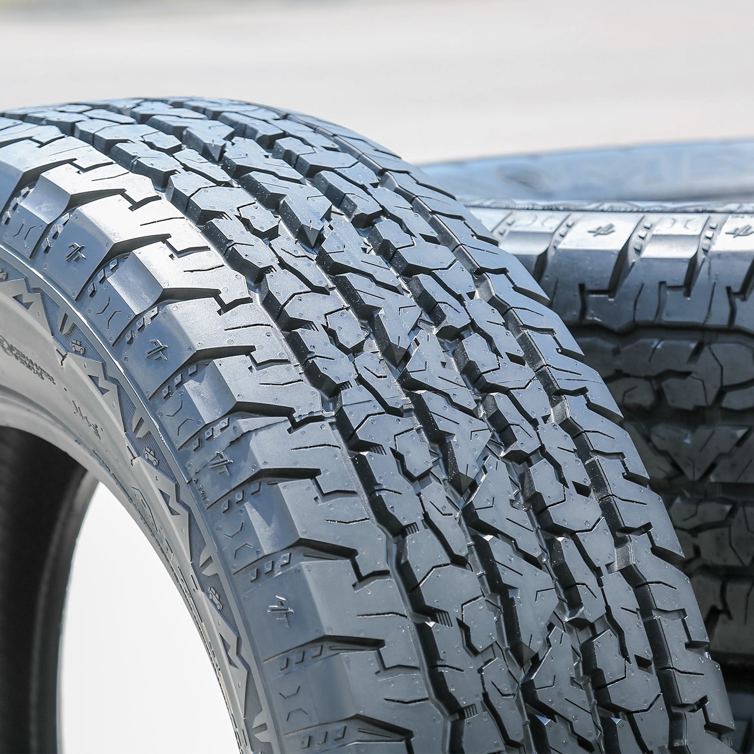 Tire MRF Wanderer A/T 255/65R18 111T AT All Terrain Fits: 2020-23 Ford Explorer XLT, 2009-23 Chevrolet Traverse LT