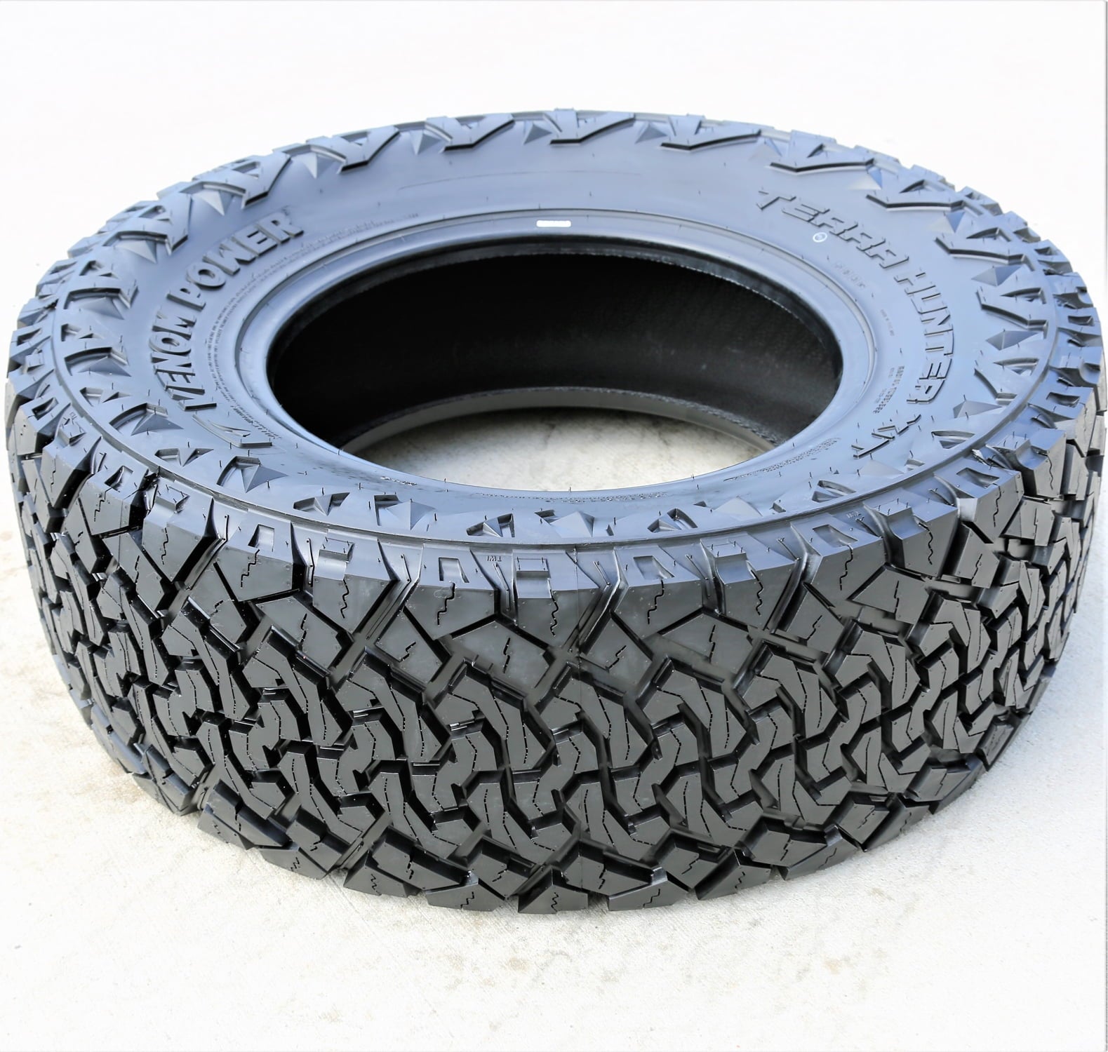Venom Power Terra Hunter X/T 33X12.50R20 114R E 10 Ply Extreme Terrain Light Truck Tire