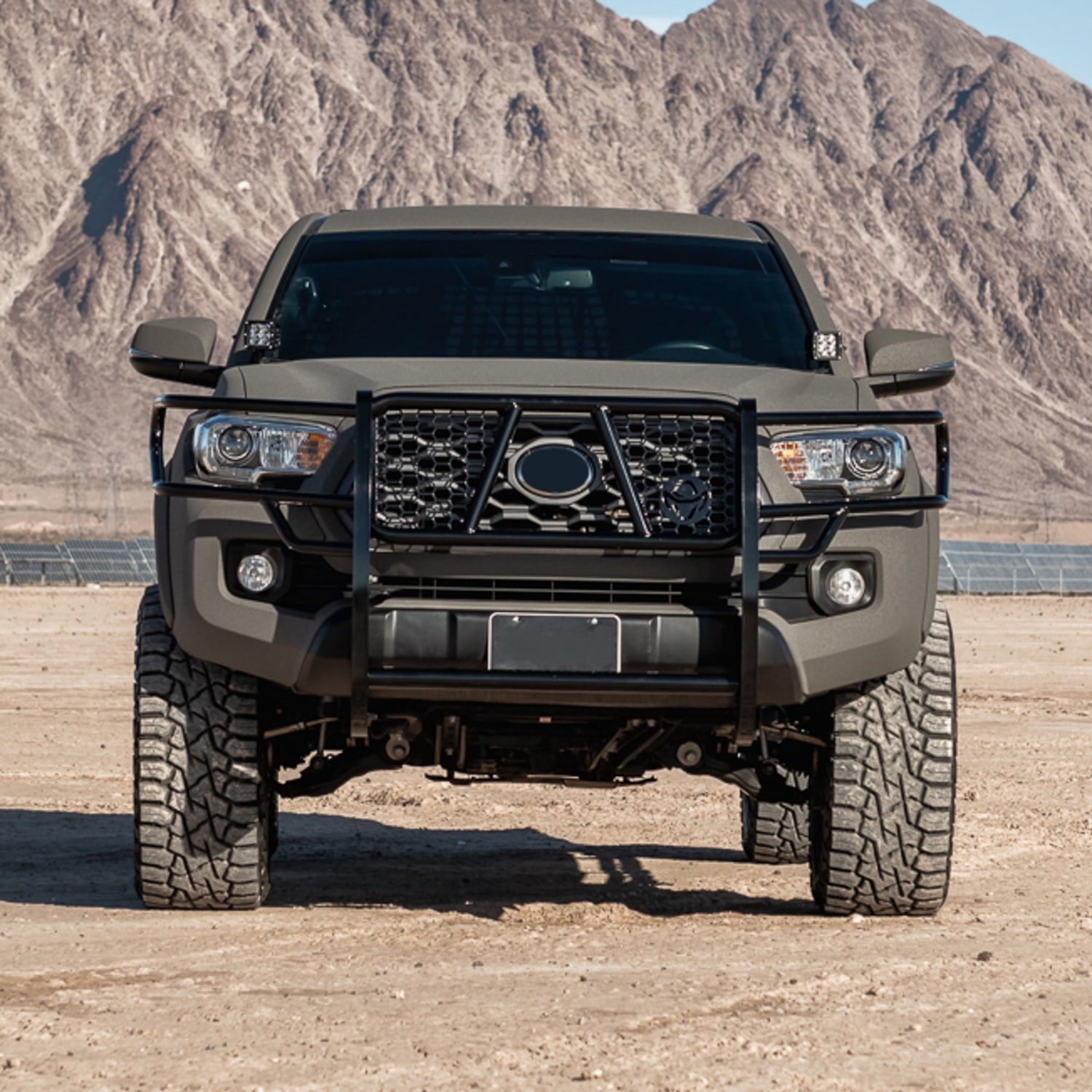 Venom Power Trail Hunter R/T 33X11.50R20 118Q E 10 Ply Rugged Terrain Light Truck Tire