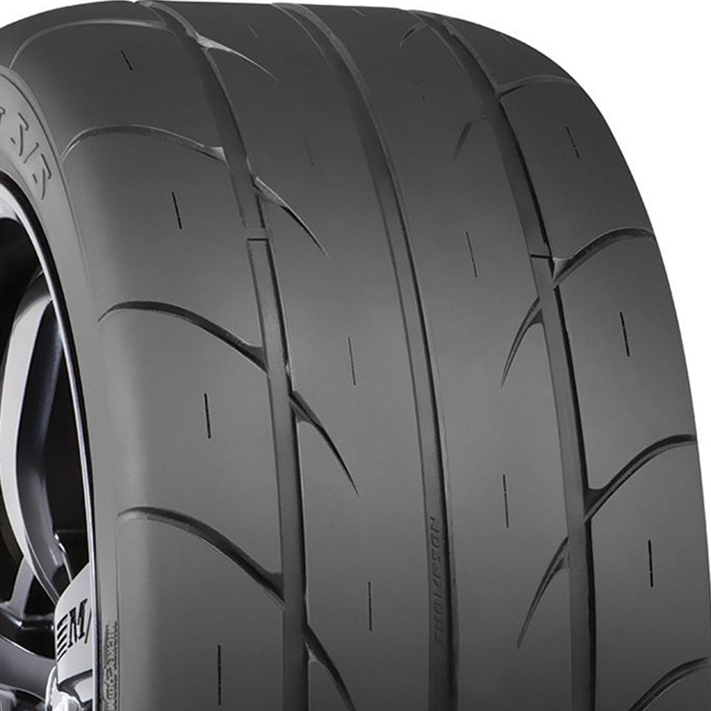 Mickey Thompson ET Street S/S Track Competition 235/60R15 98H Passenger Tire