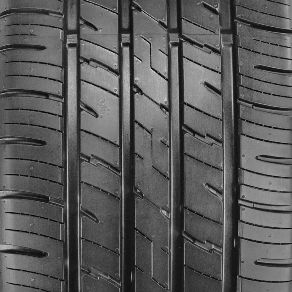 Doral SDL-Sport All Season 235/50R18 97H Passenger Tire