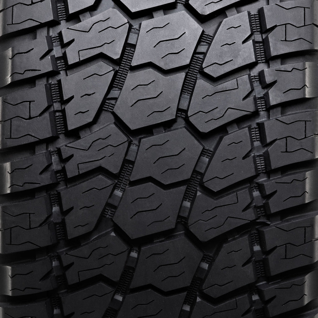 Radar Renegade A/T5 All Terrain LT285/50R22 121/118R E Light Truck Tire