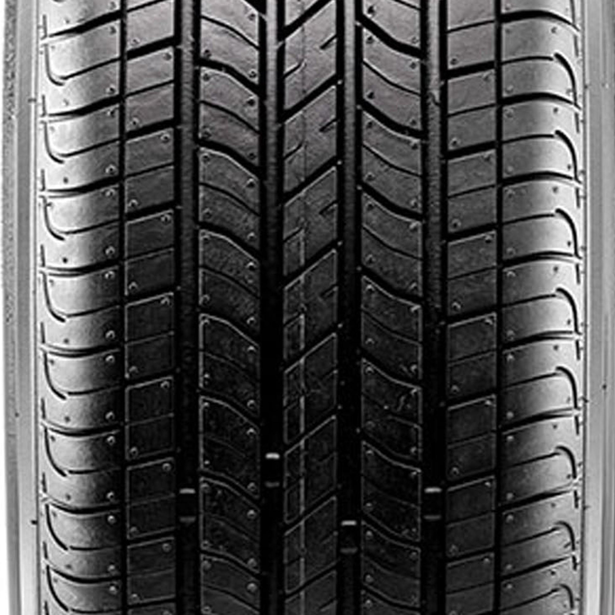 Maxxis MA-202 All Season 215/60R16 95T Passenger Tire