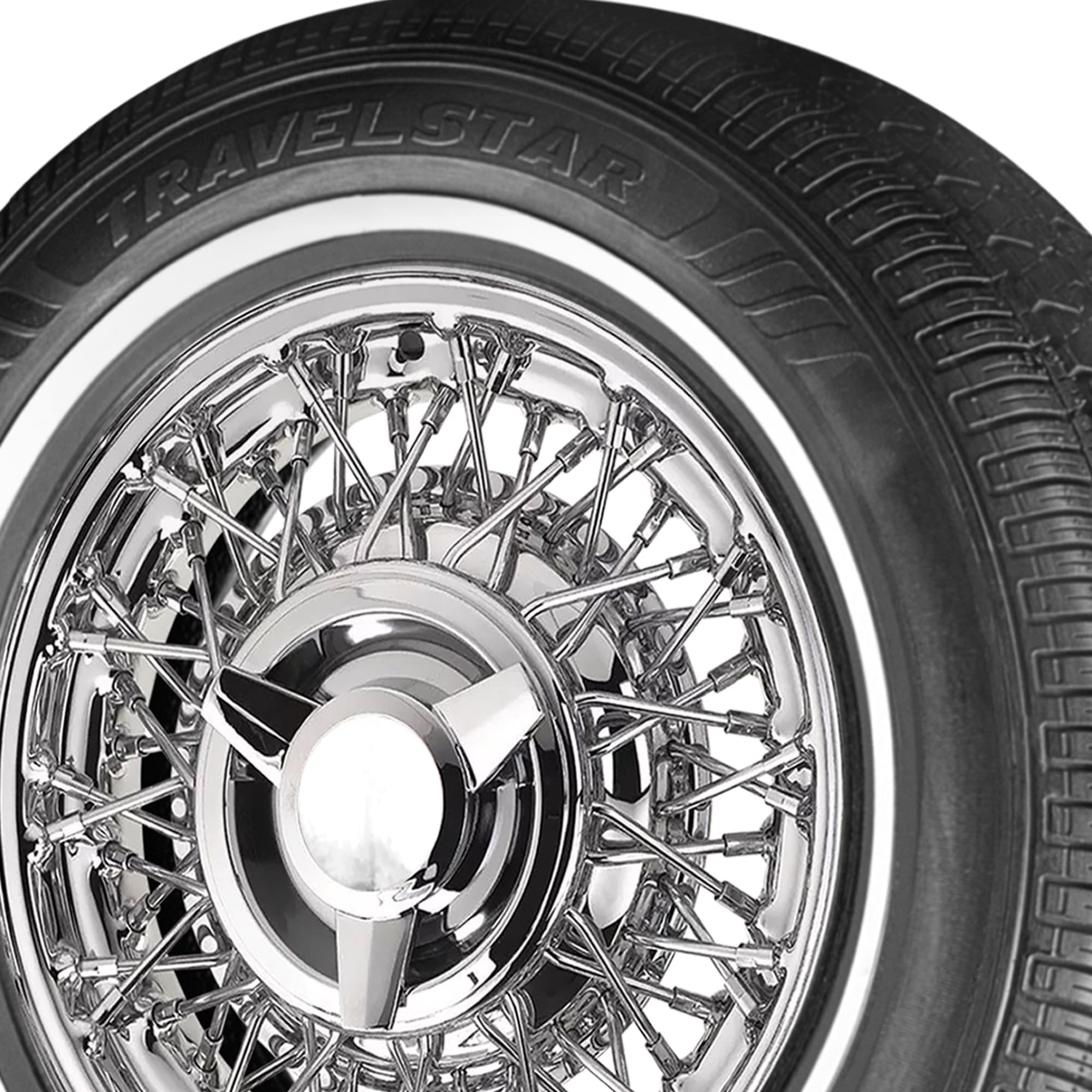 Travelstar UN106 All Season 235/75R15 105S Passenger Car Tire