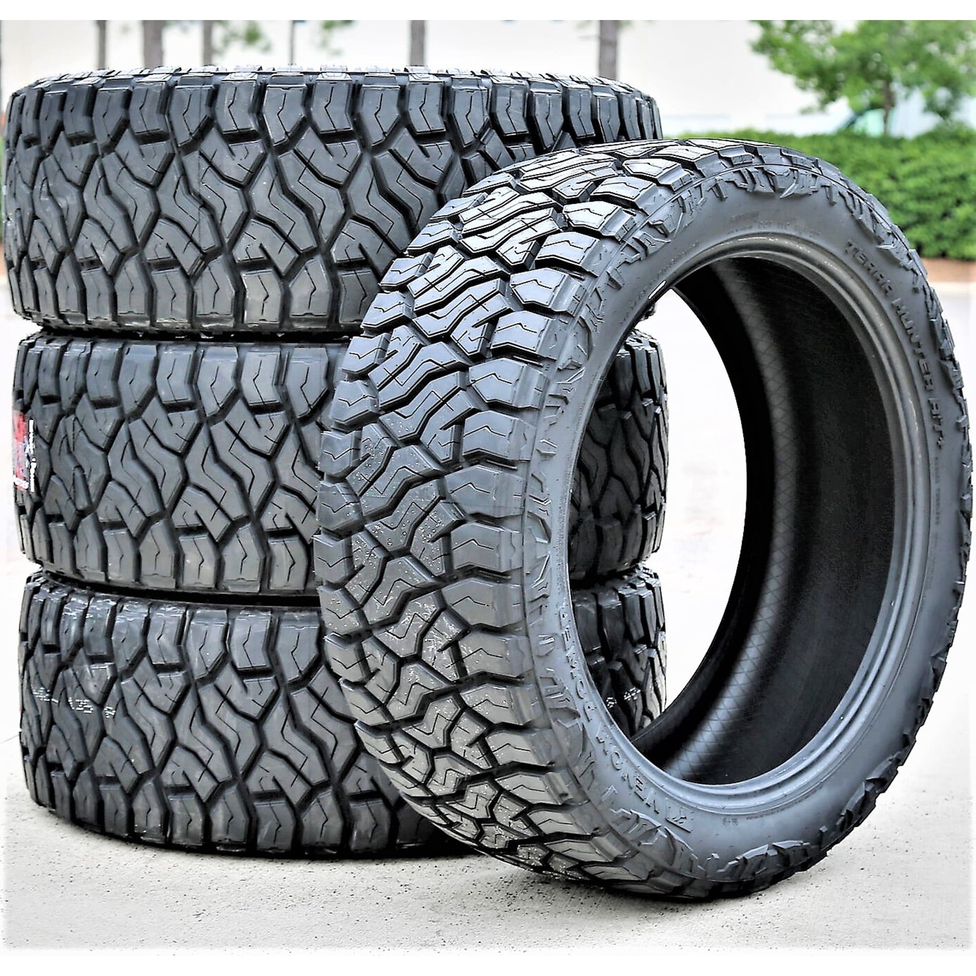 Venom Power Terra Hunter R/T+ 33X12.50R20 114Q E 10 Ply rwl Rugged Terrain Light Truck Tire