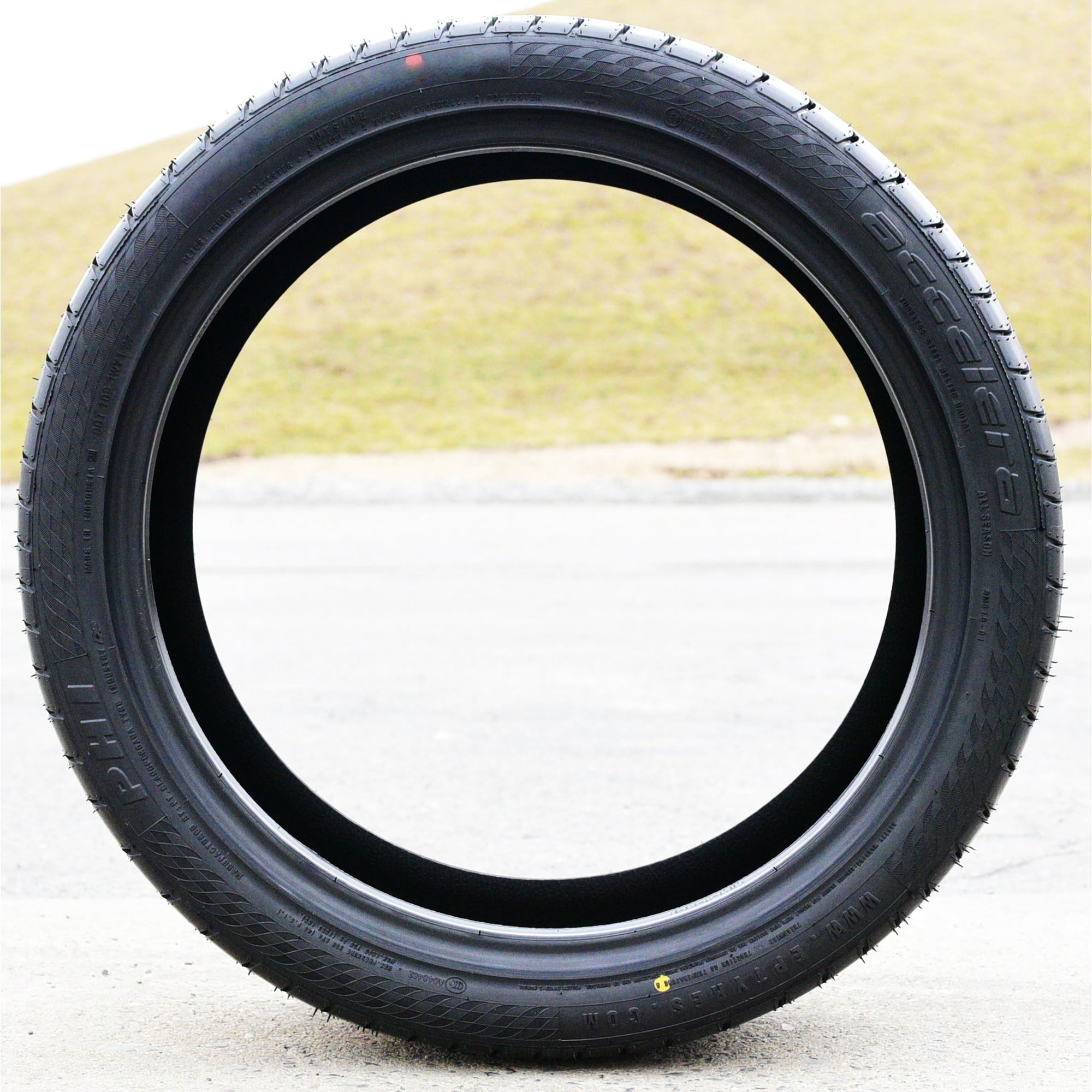 Accelera Phi 215/50R17 95W