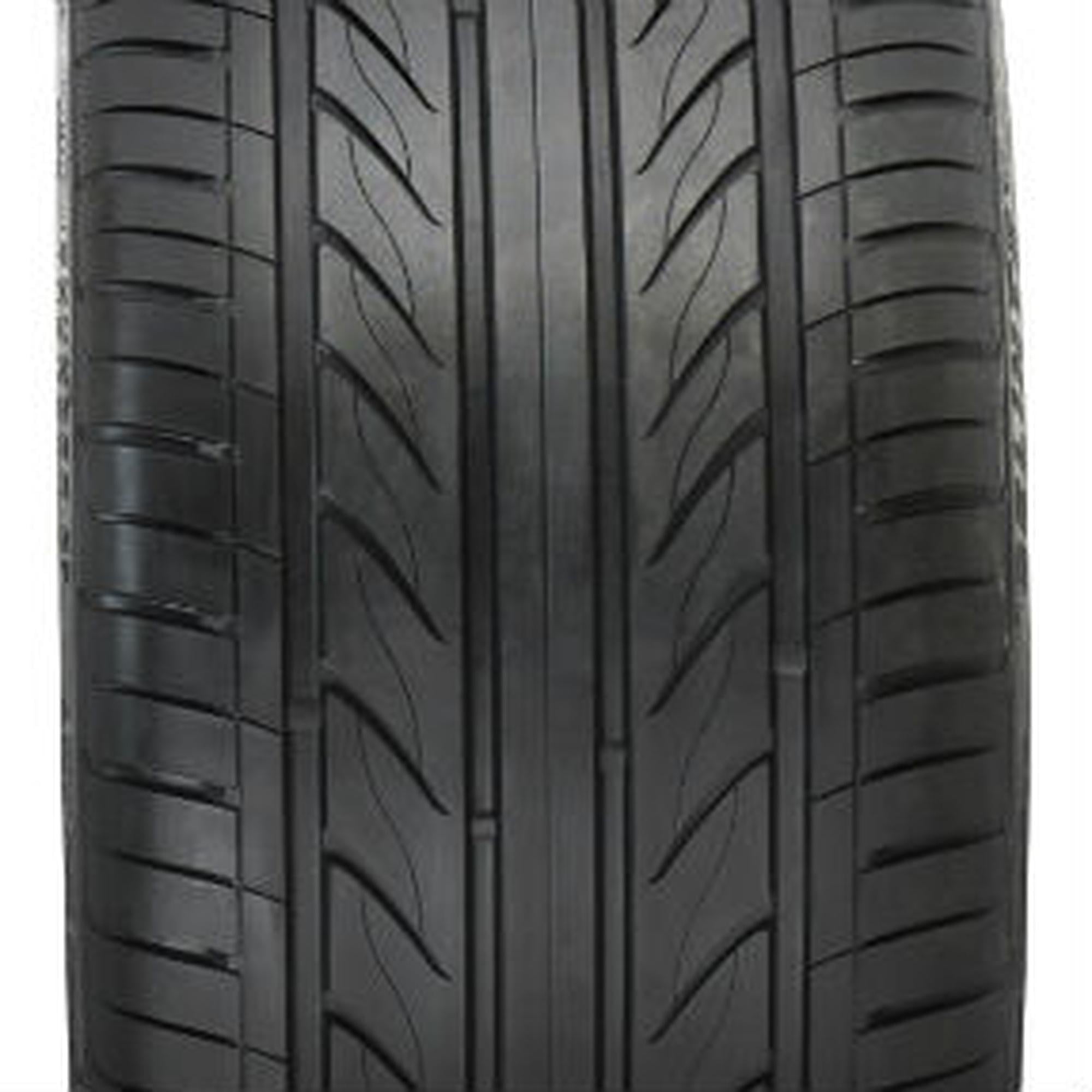 Delinte Thunder D7 All Season 255/35R20 97W XL Passenger Tire