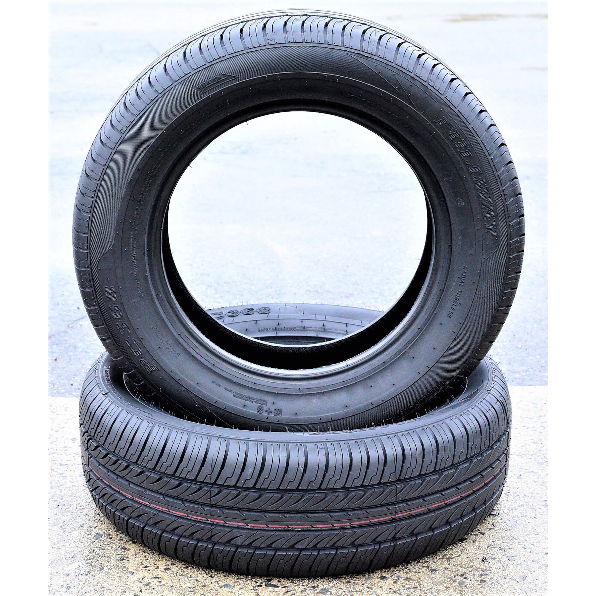 Fullway PC368 All Season 205/65R15 94H Passenger Tire