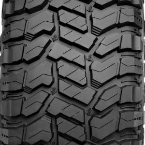 Radar Renegade R/T LT285/65R18 125/122Q Tire