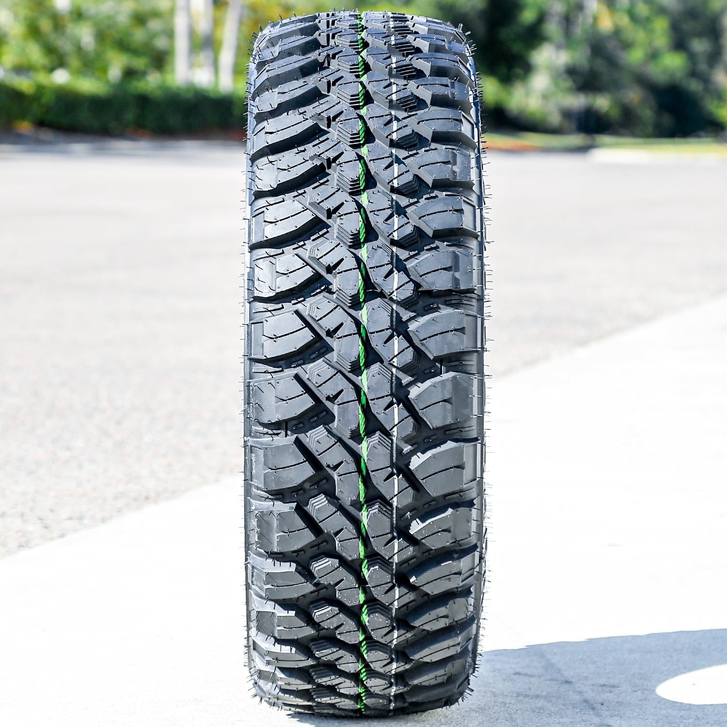 Forceum MT 08 PLUS Mud Terrain 235/75R15 104/101Q C Light Truck Tire