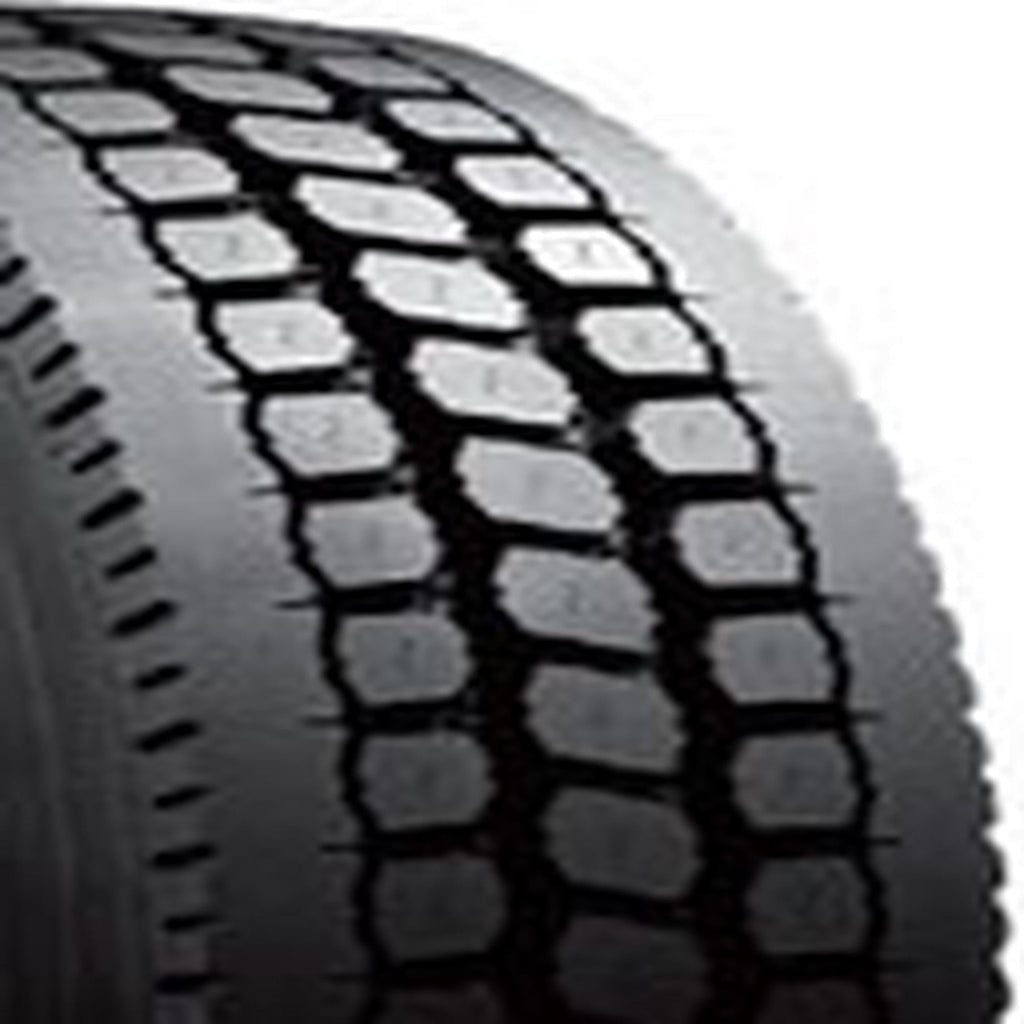 Kumho Tire Kumho KLD02 285/75R24.5 144/141M G Commercial Tire