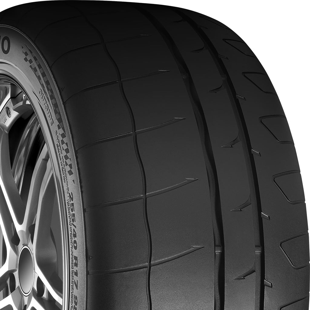 Kumho Tire Kumho Ecsta V730 UHP Summer 305/30R19 102W XL Passenger Tire